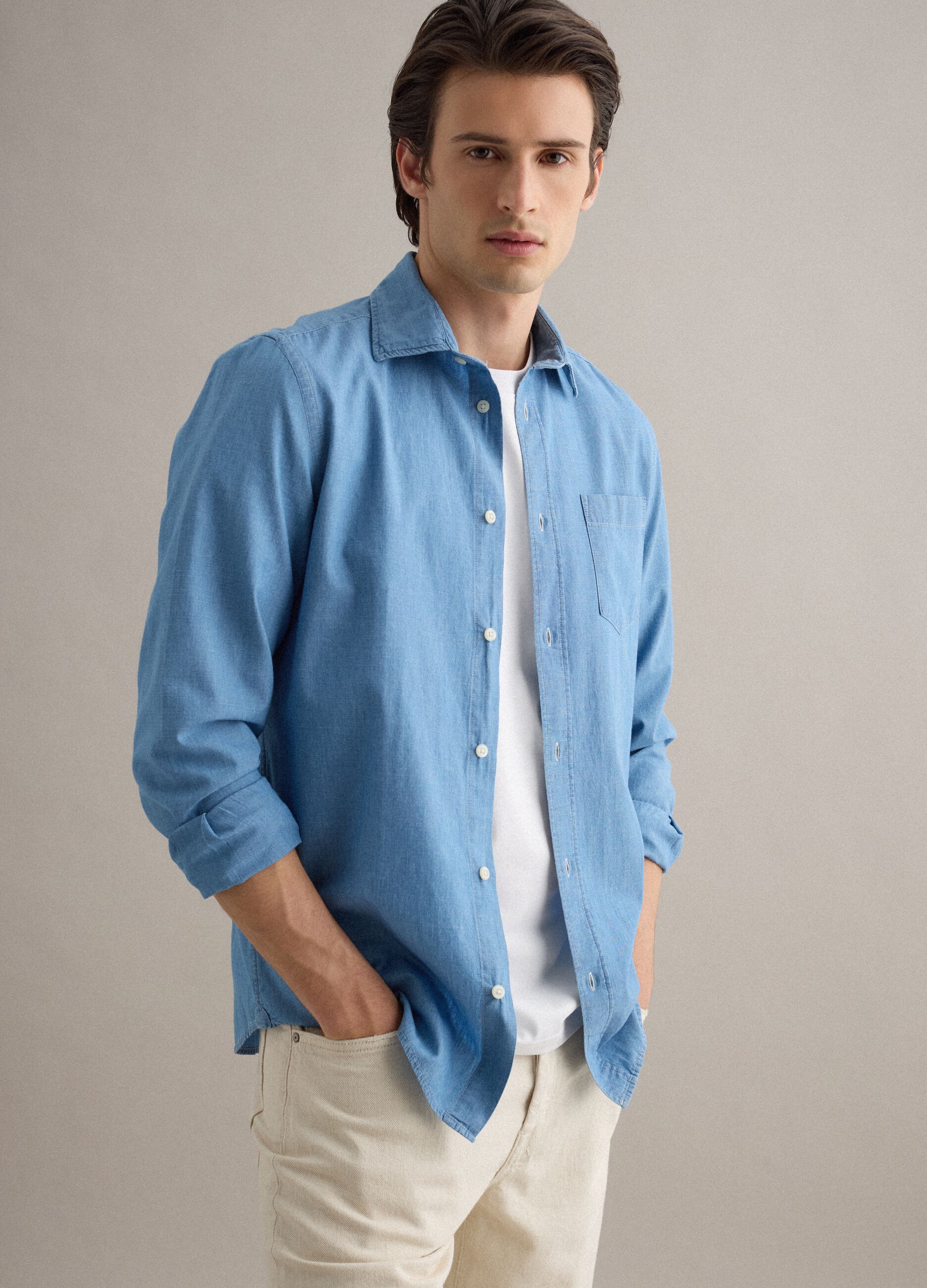 Camicia lavaggio chiaro in puro cotone