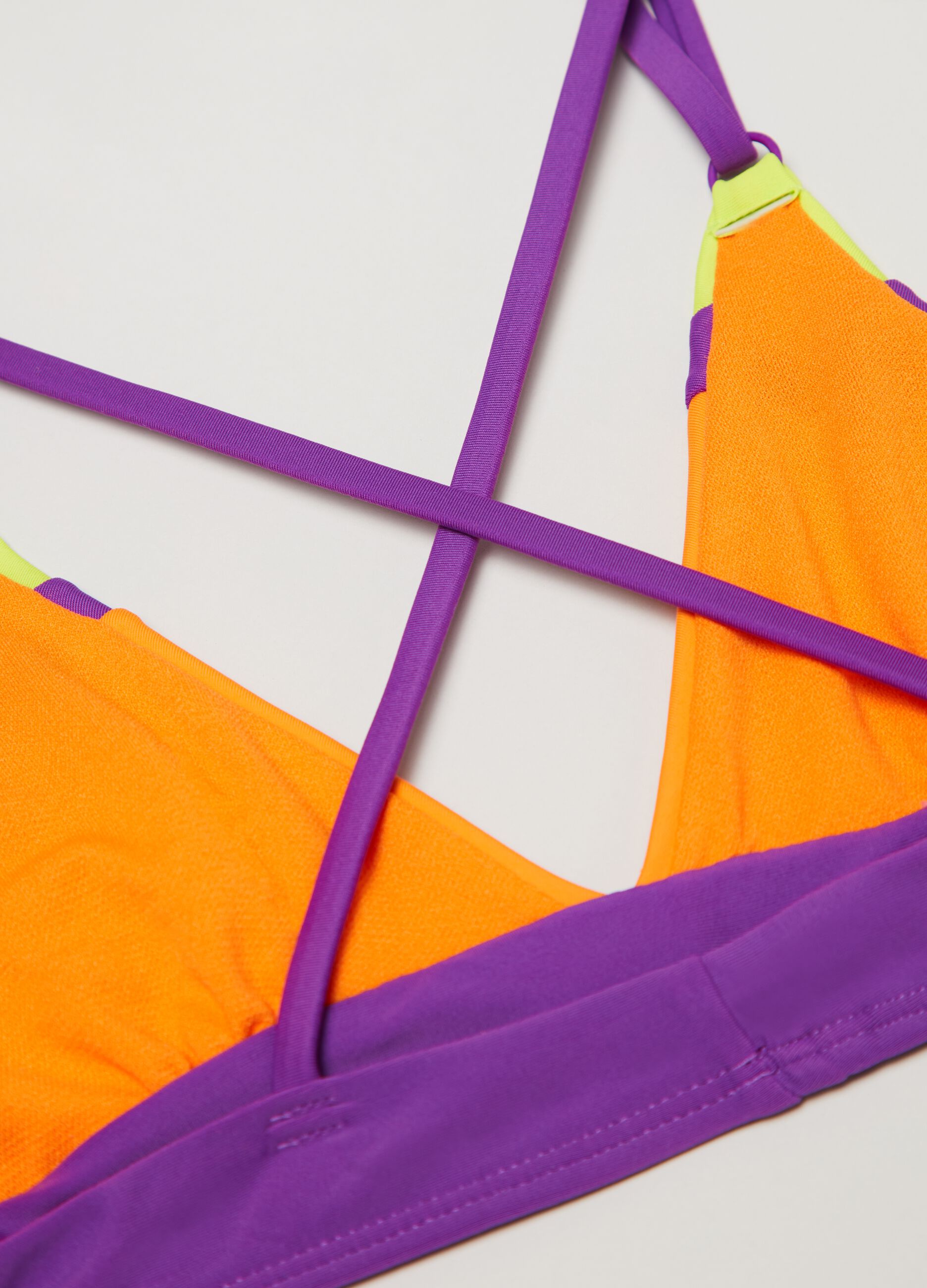 Bikini multicolor con stampa lettering_1