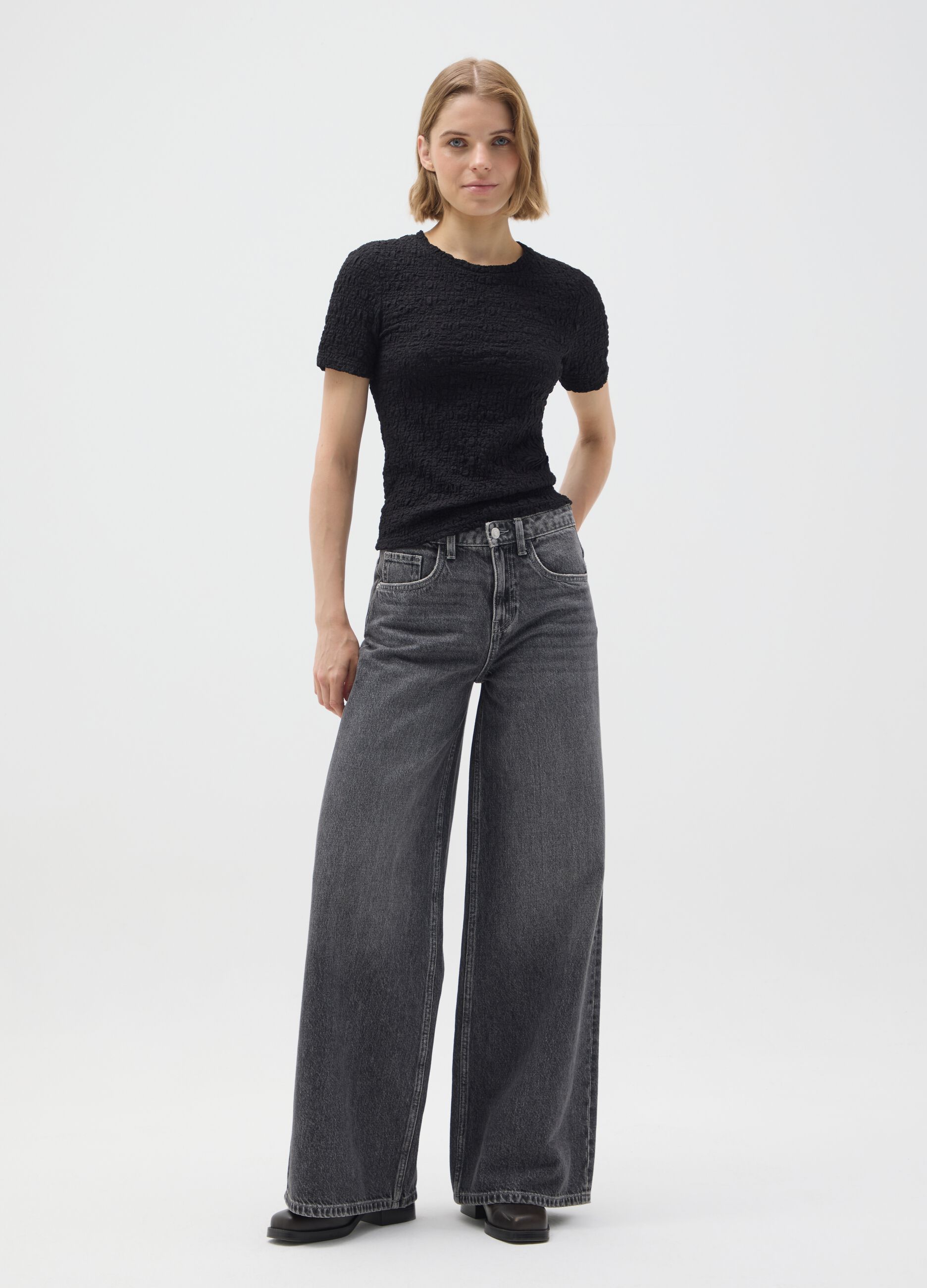 Black cotton blend regular fit t-shirt