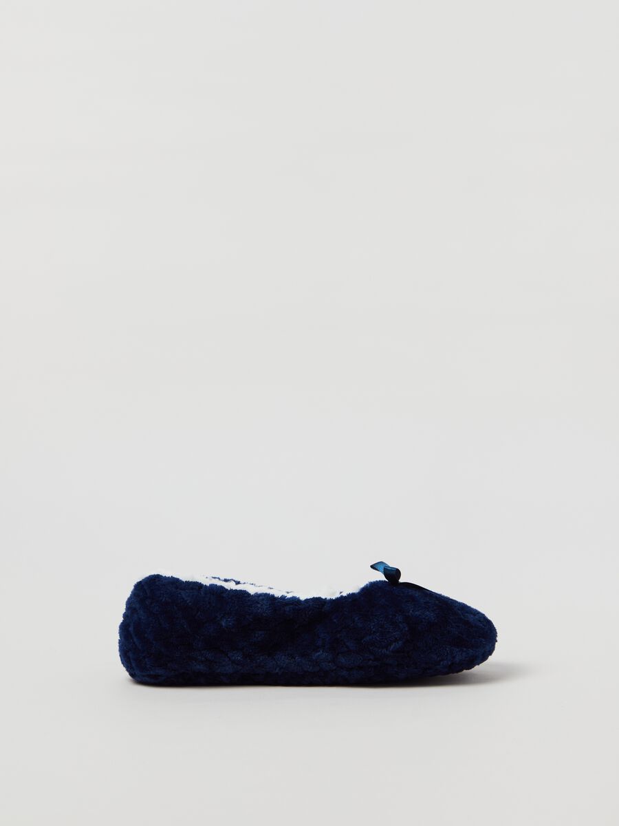 Pantofole ballerina con trama geometrica_0