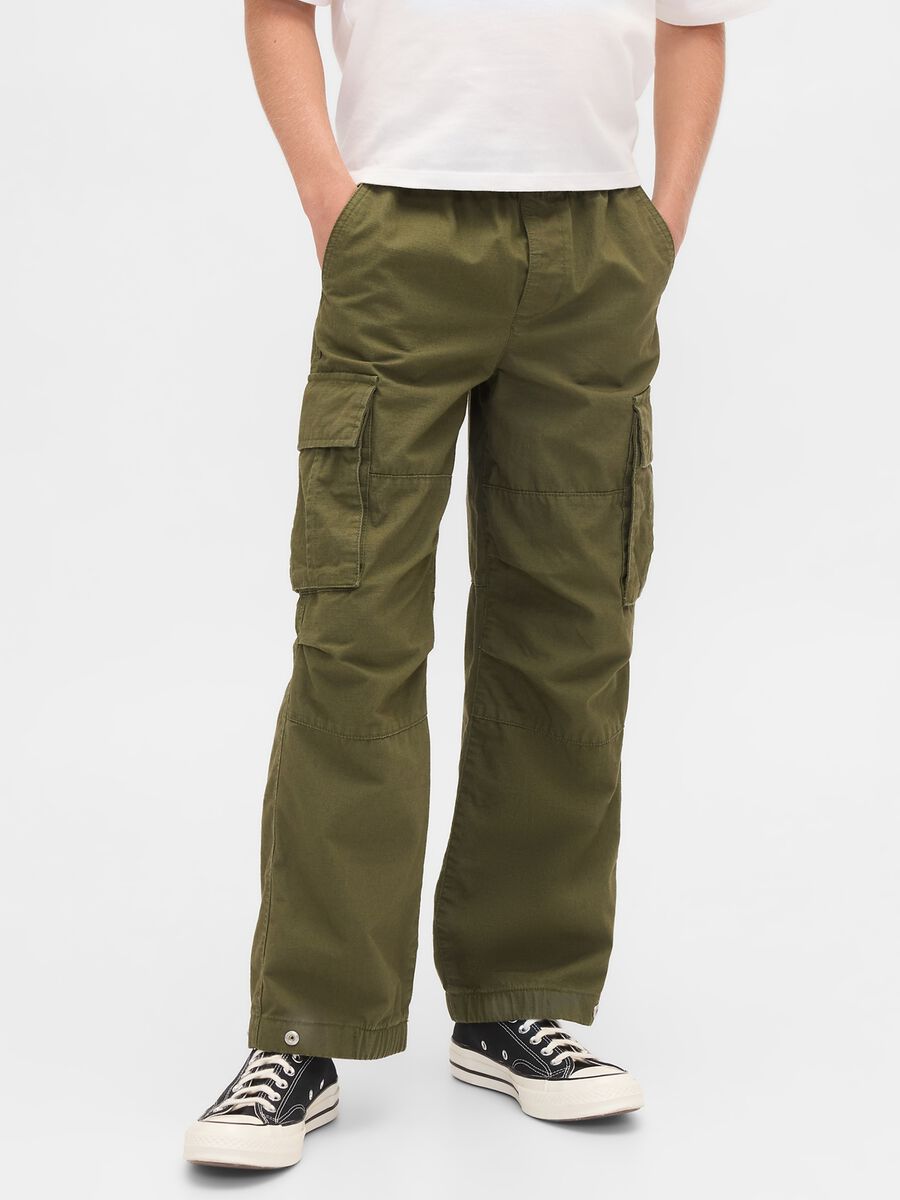 Green cargo trousers for boys_1