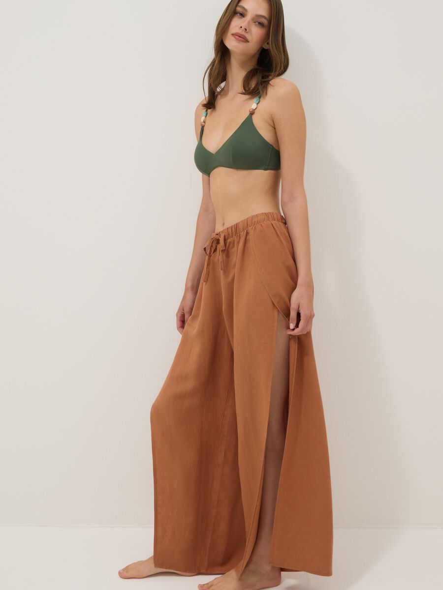 Brown wide-leg linen and viscose-blend trousers_1