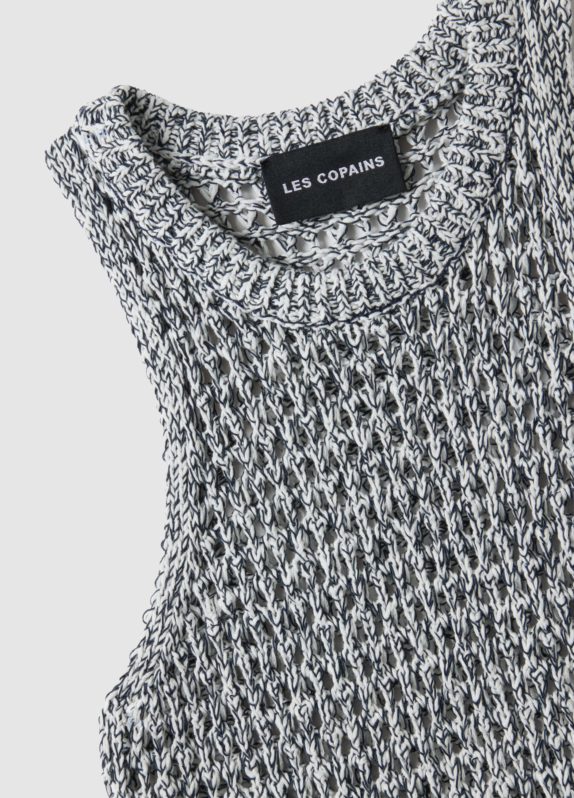 Multicolour cotton blend regular fit tank top with knitted design