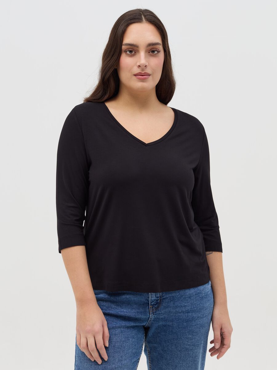 Curvy V-neck T-shirt_0