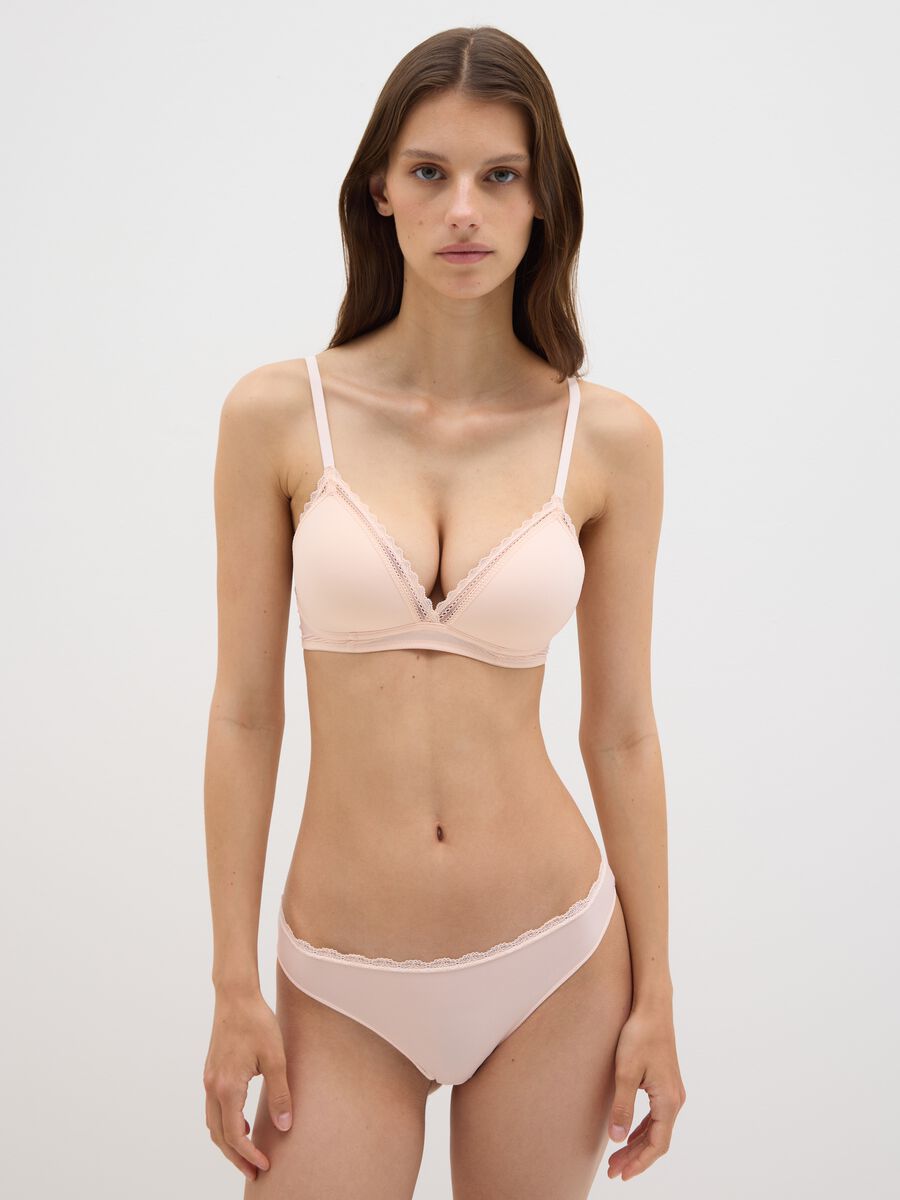 Lola triangle bra with lace_0