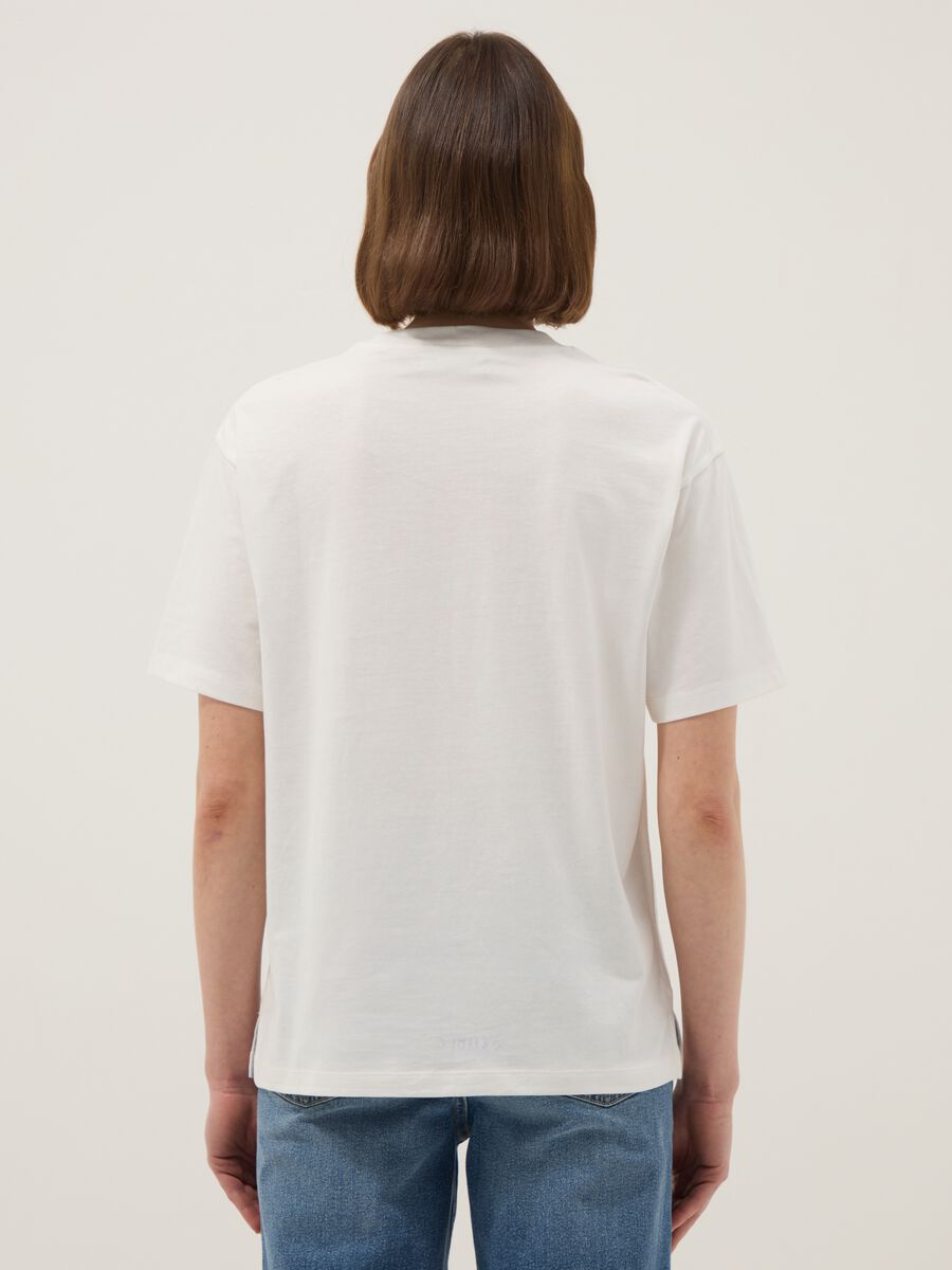 White pure cotton regular fit T-shirt with Hokusai wave_2