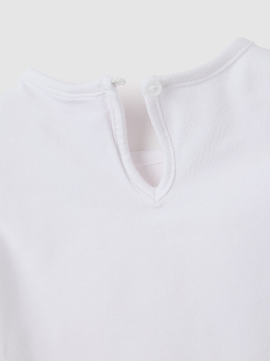 White cotton regular fit girls' T-shirt with Barbie logo_3
