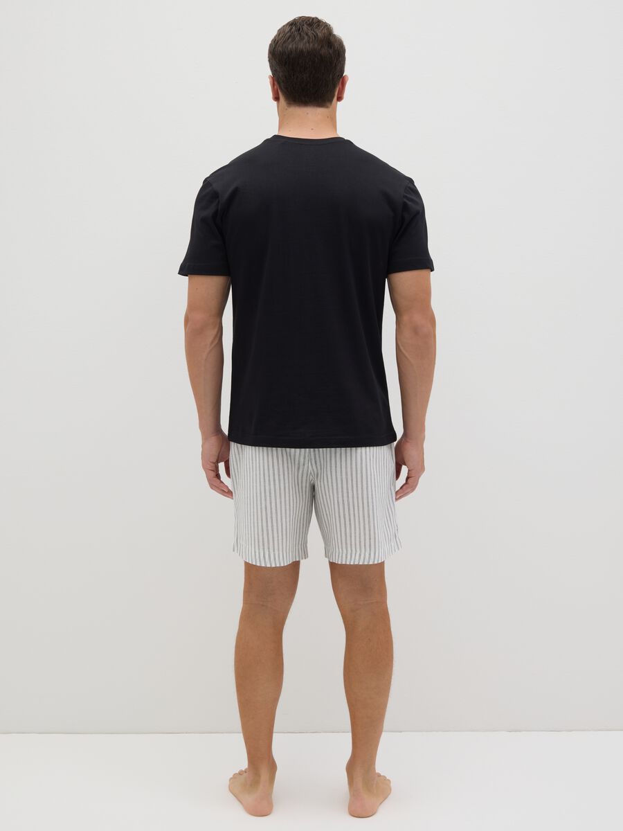 Men's pyjamas in pure black cotton, regular fit with checked shorts_3
