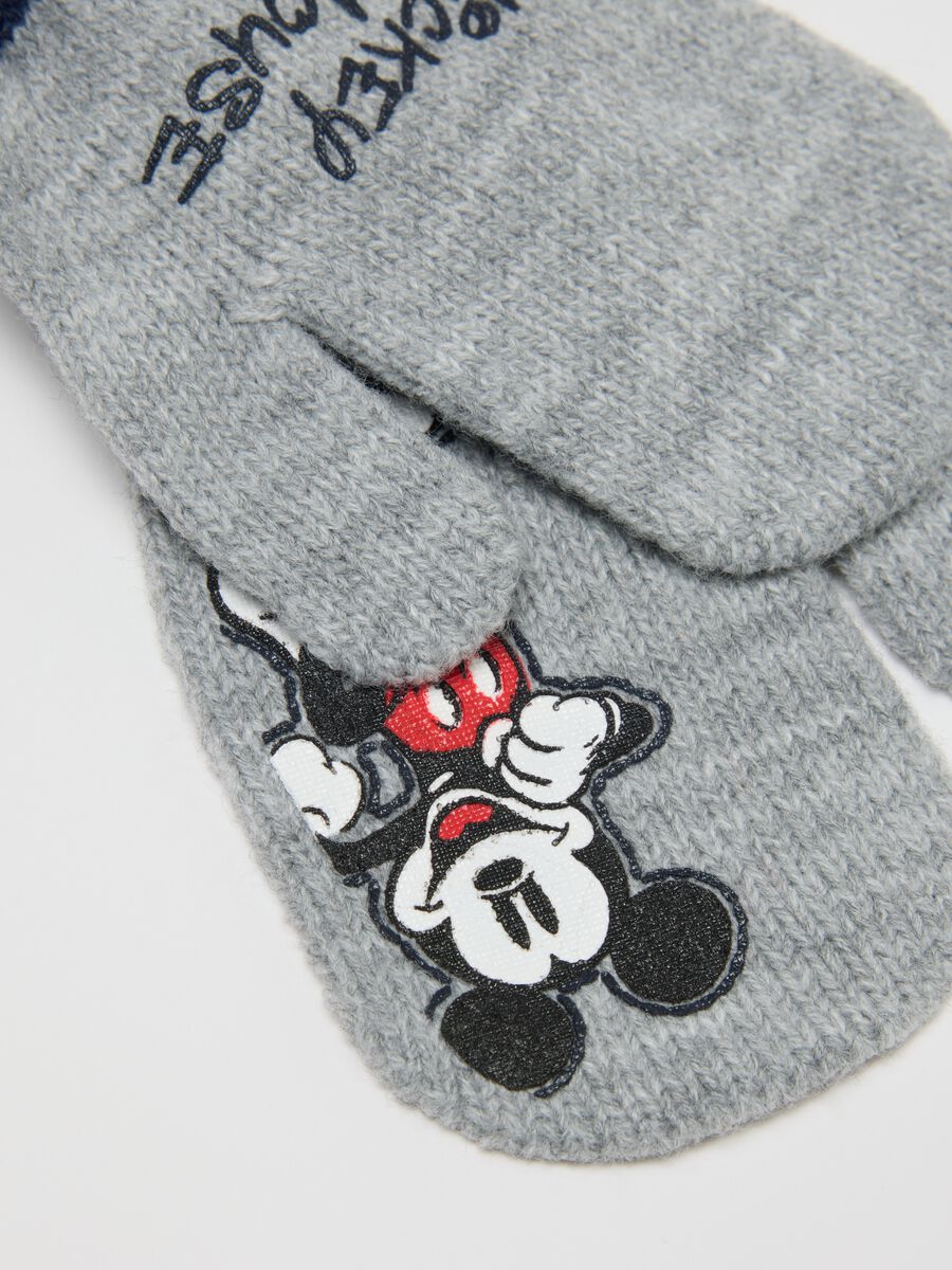 Heavy Grey Gloves with Print_1