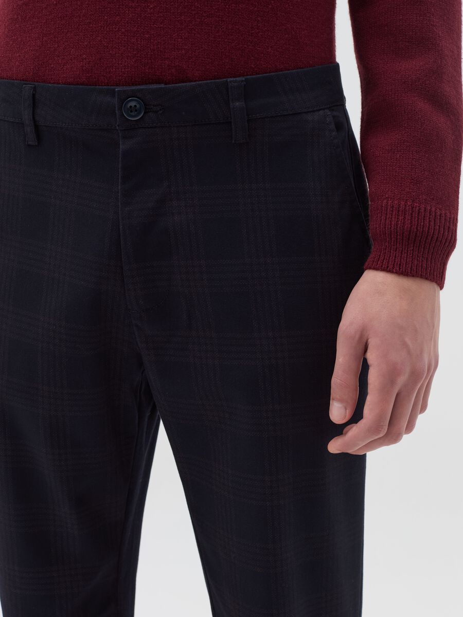 Chino trousers in Prince of Wales_2