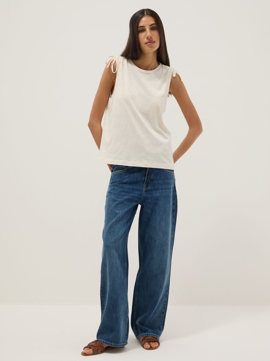 Top beige in puro cotone con laccetti sulle spalle_2