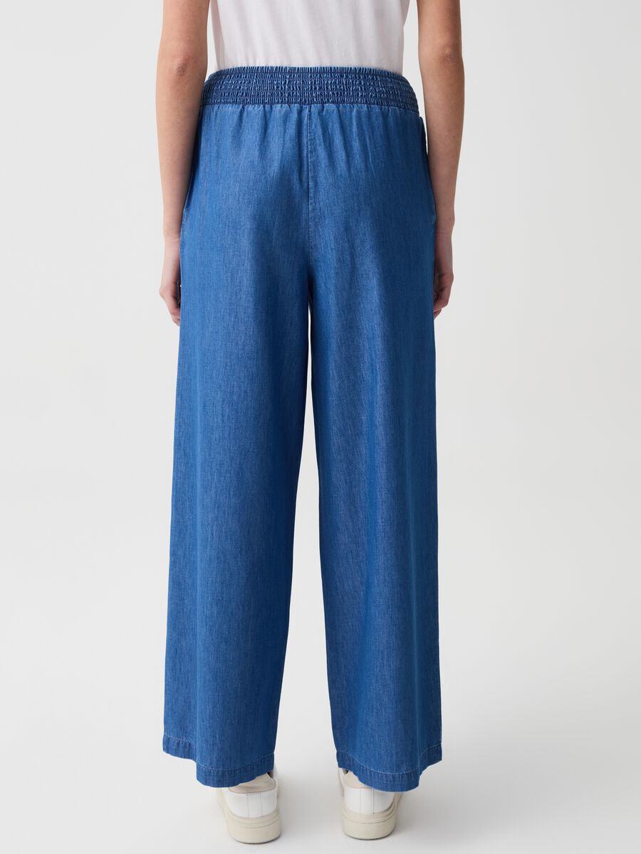 Wide-leg jeans in fluid fabric_2