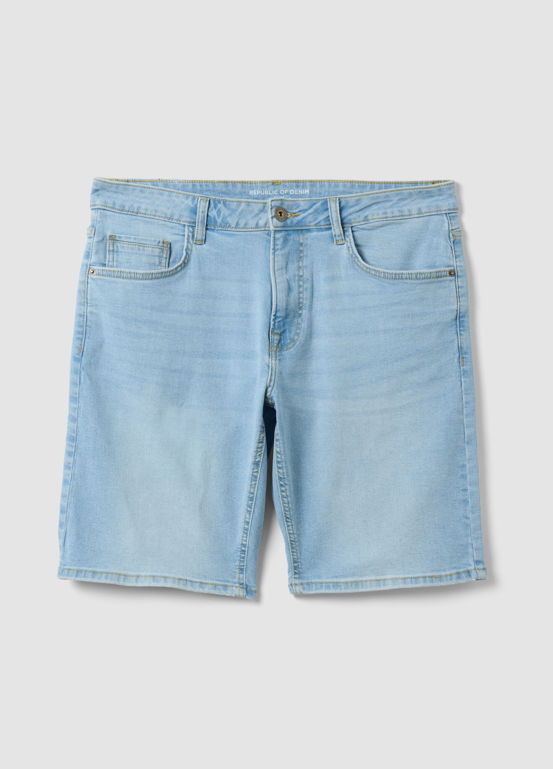 Light blue stretch cotton bermuda shorts