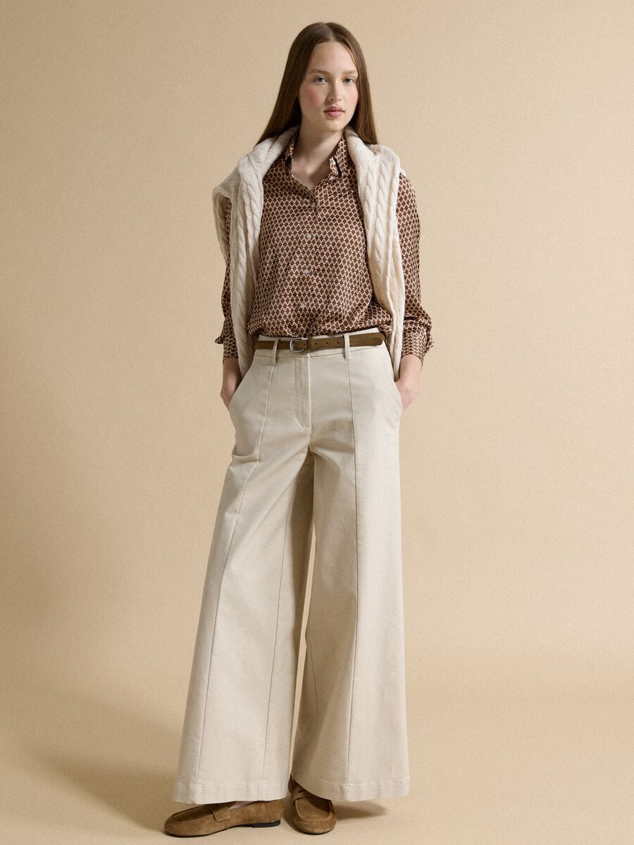 Brown stretch-fabric shirt with regular fit graphic print_2