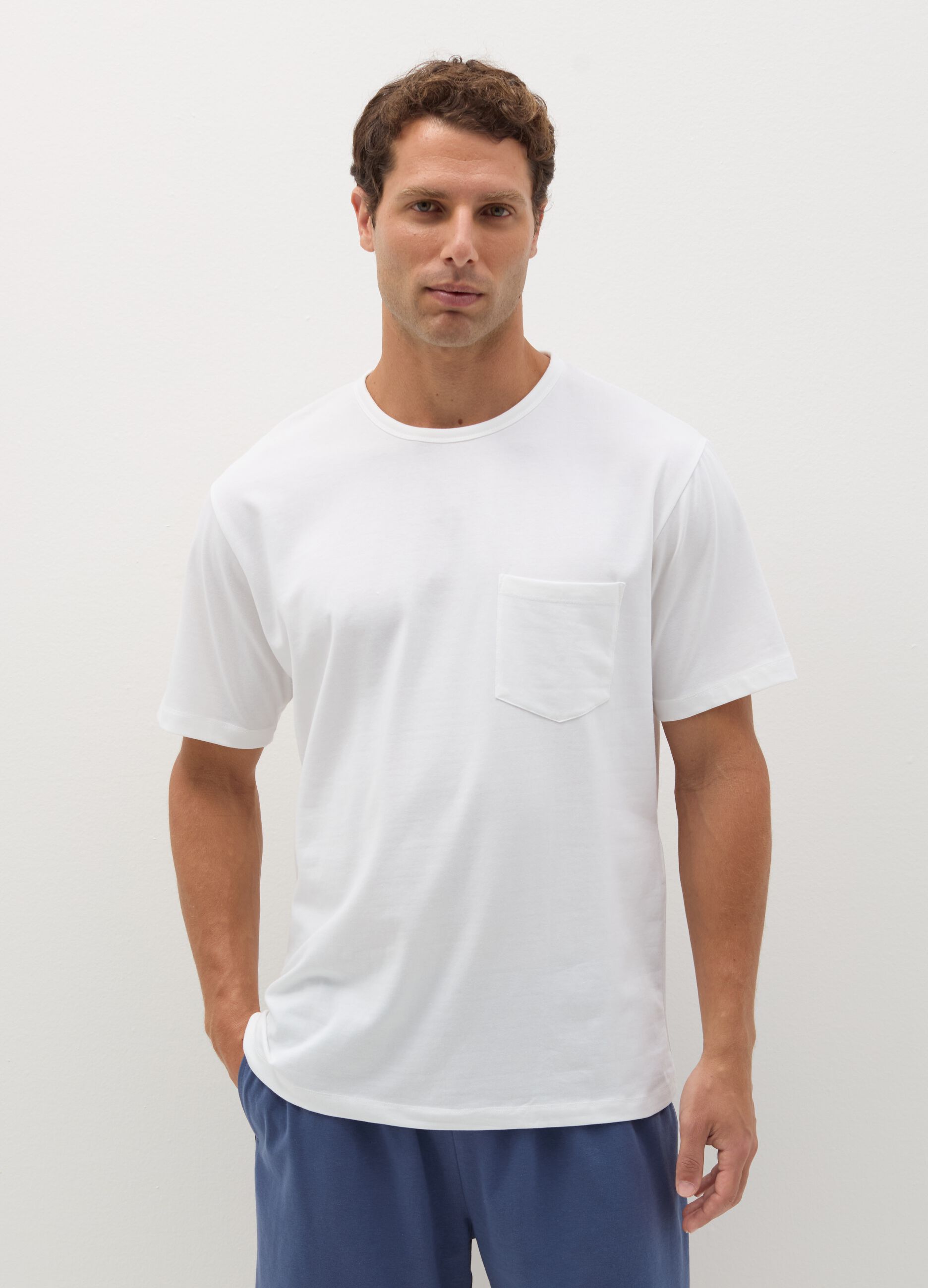 Short pyjamas with T-shirt with pocket