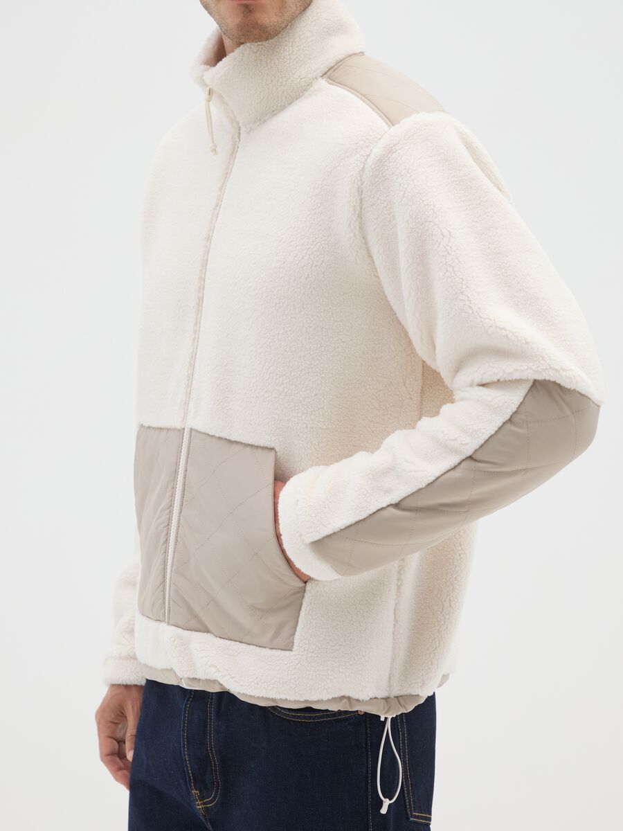 White sherpa full-zip sweatshirt_3