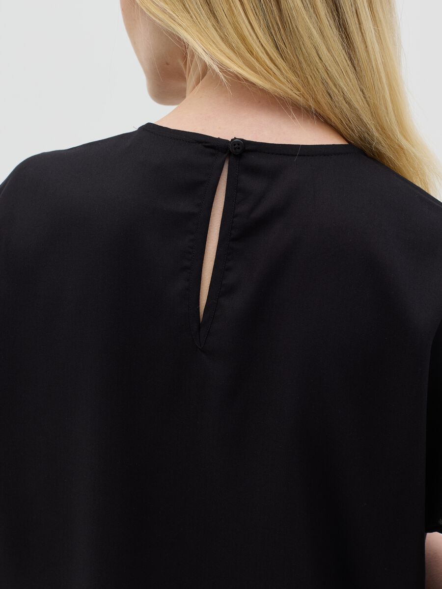 Black short-sleeved blouse in viscose_2