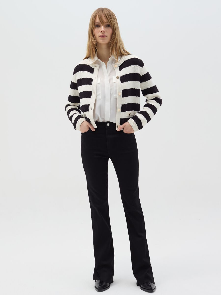 Flare-fit bootcut jeans with slits_0