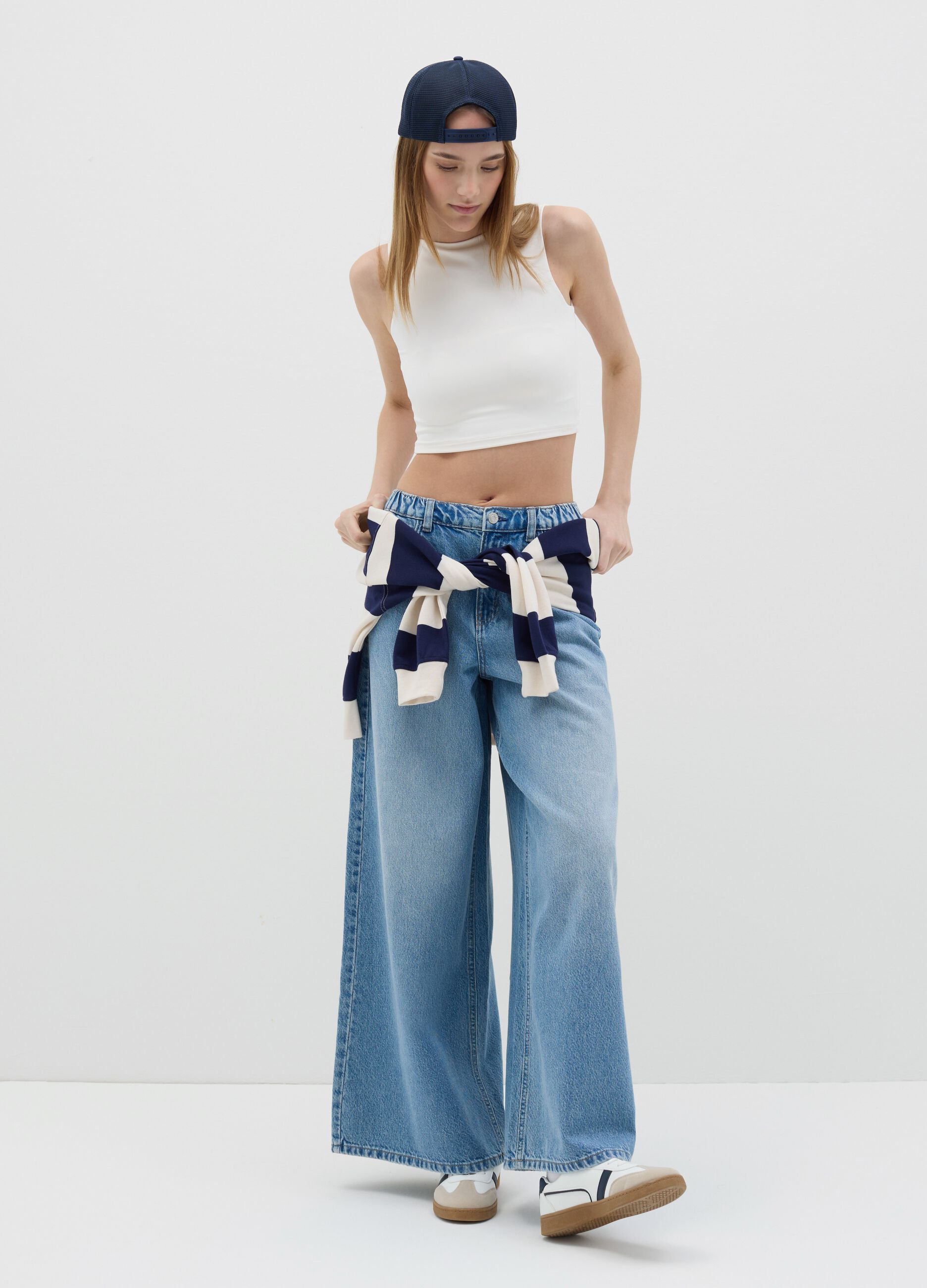 Wide Leg Jeans in Rigid Denim