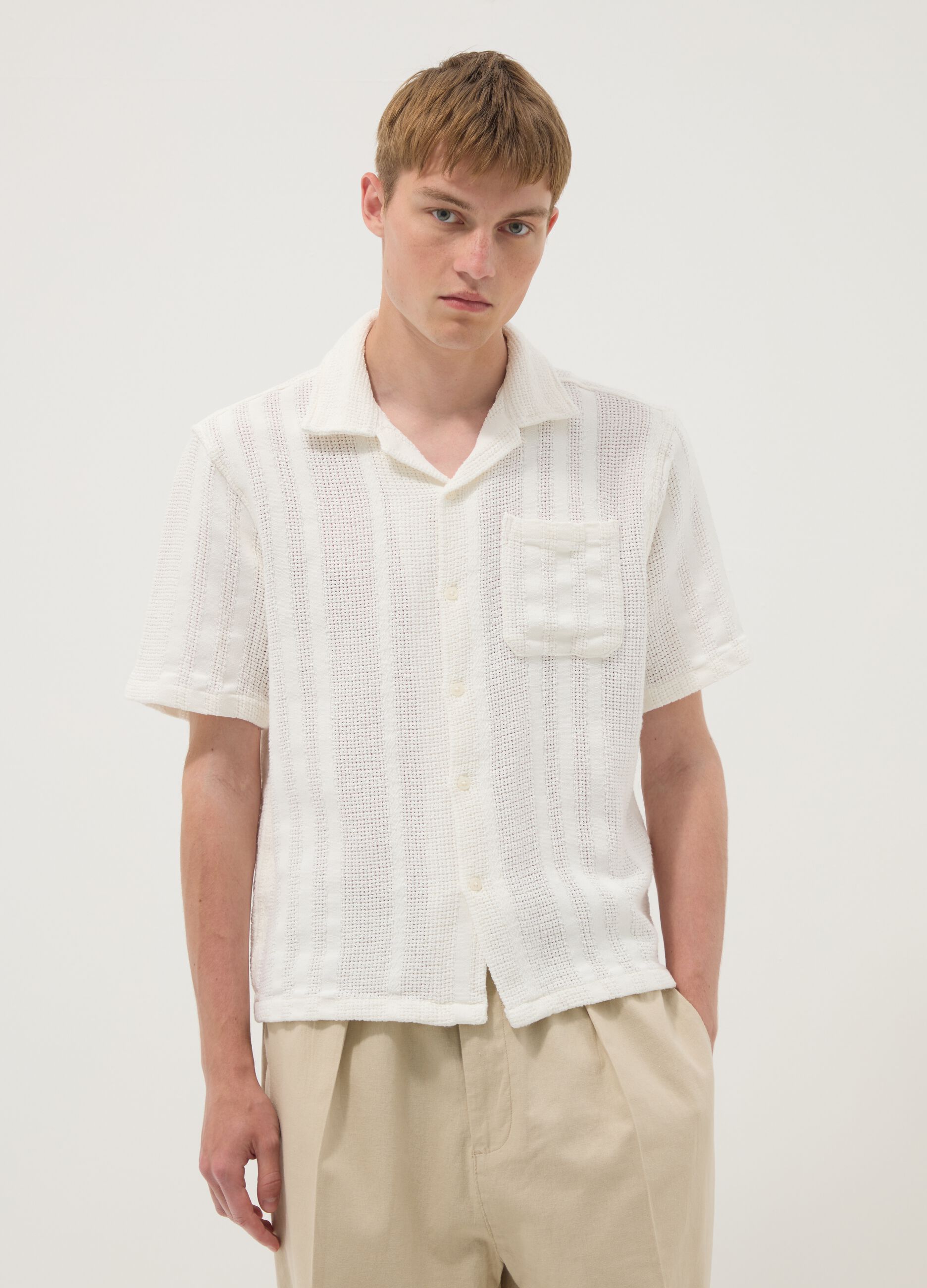 White short-sleeve pure cotton shirt