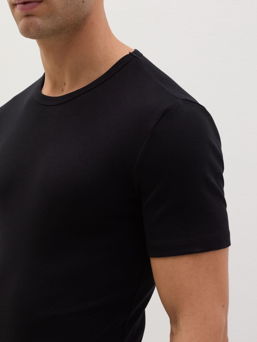 Two-pack undershirts with round neck_1