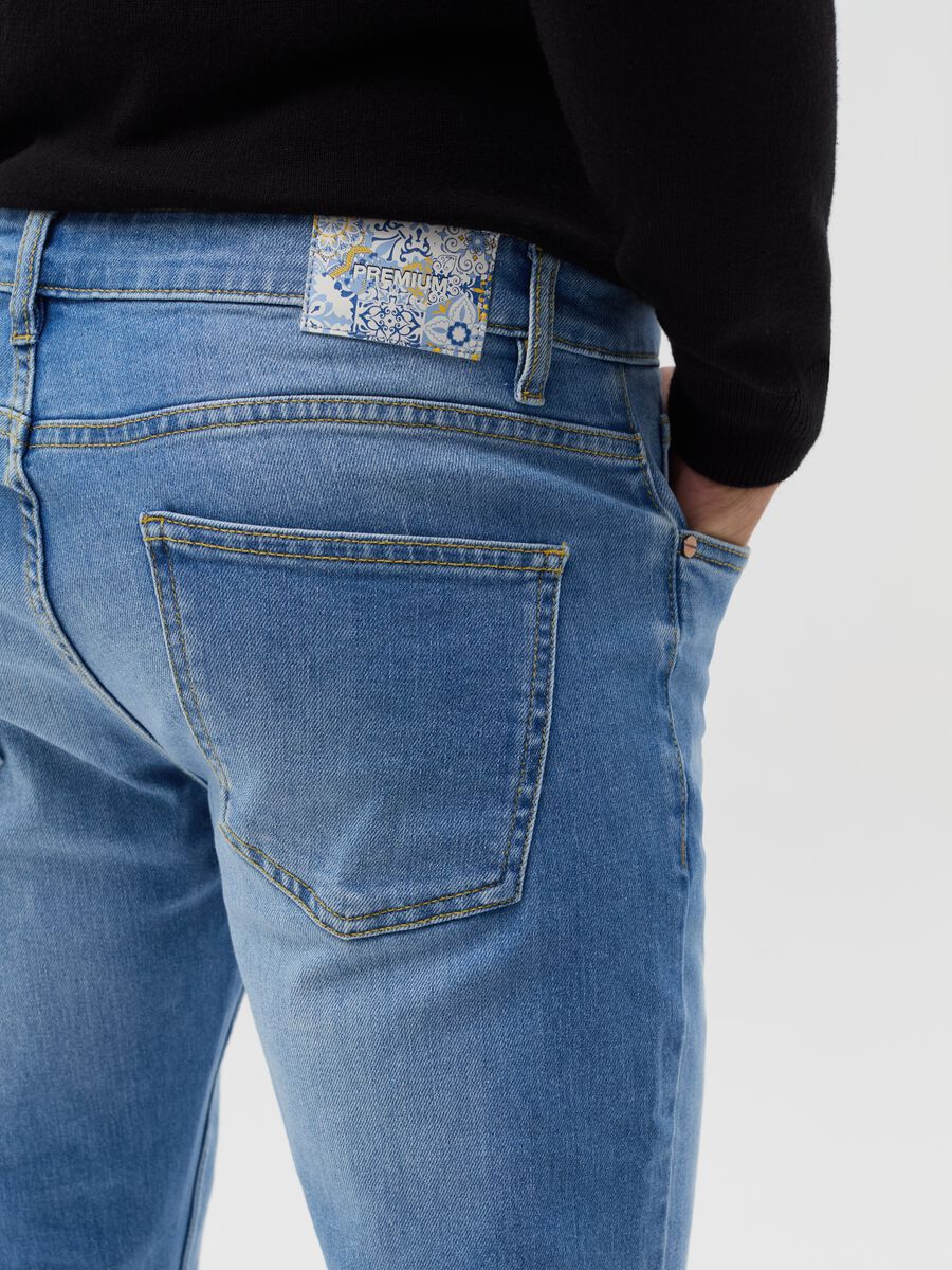 Skinny-fit jeans with five pockets_2
