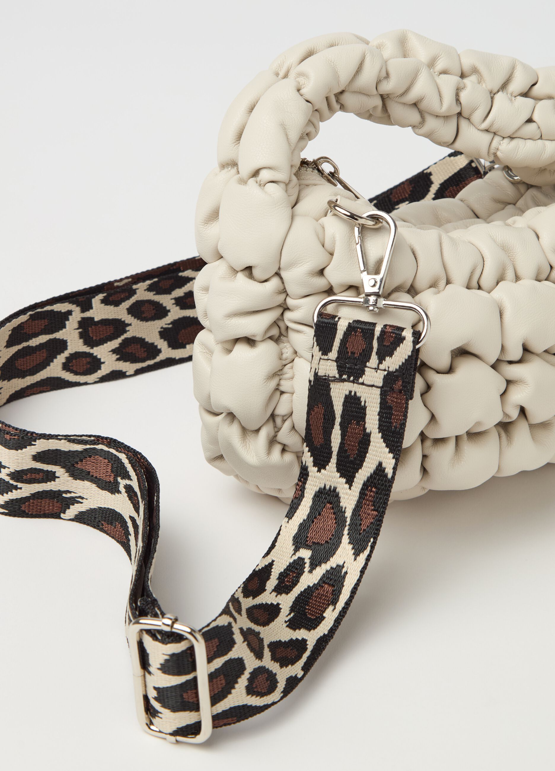 Shoulder strap with animal print pattern