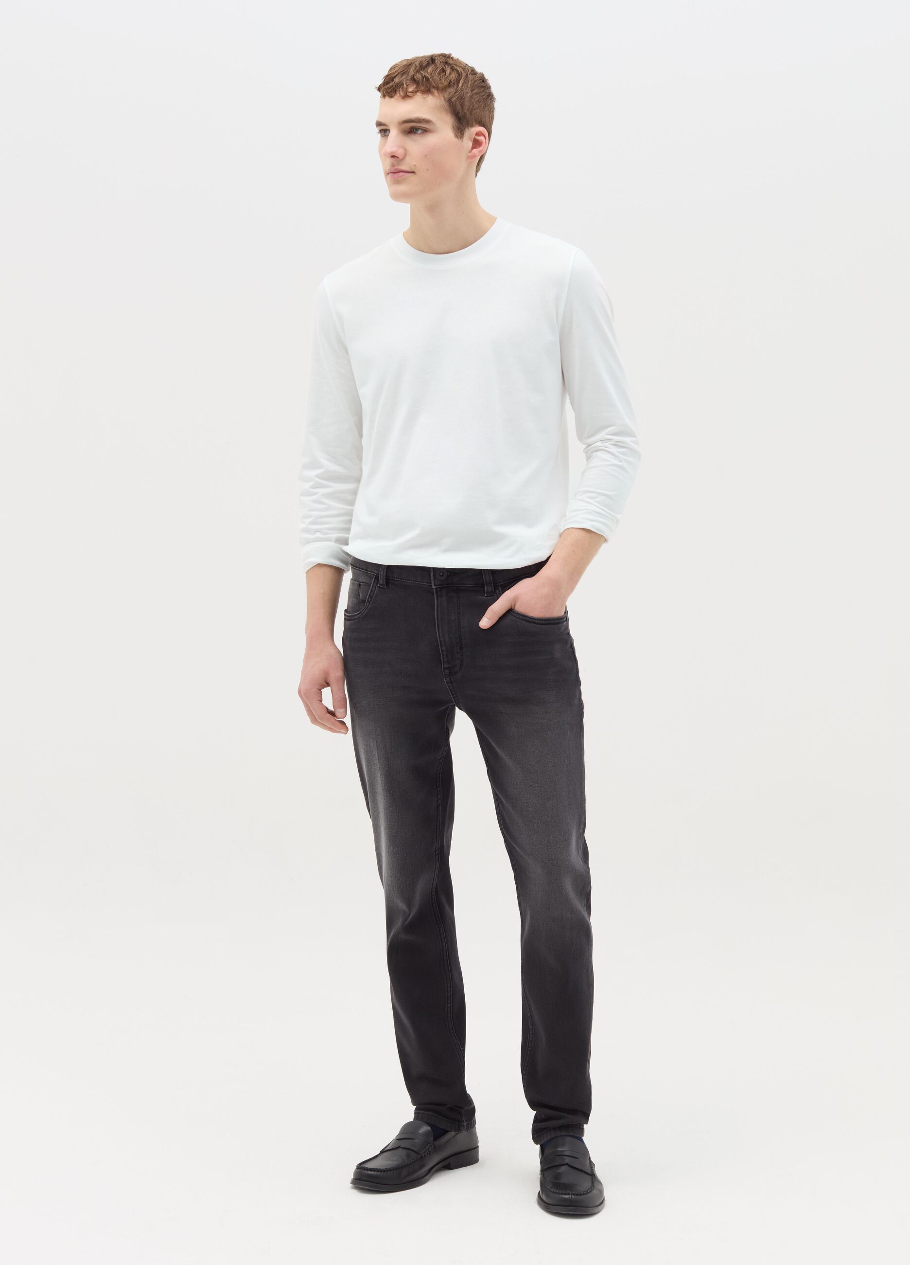 Skinny-fit jeans with fading