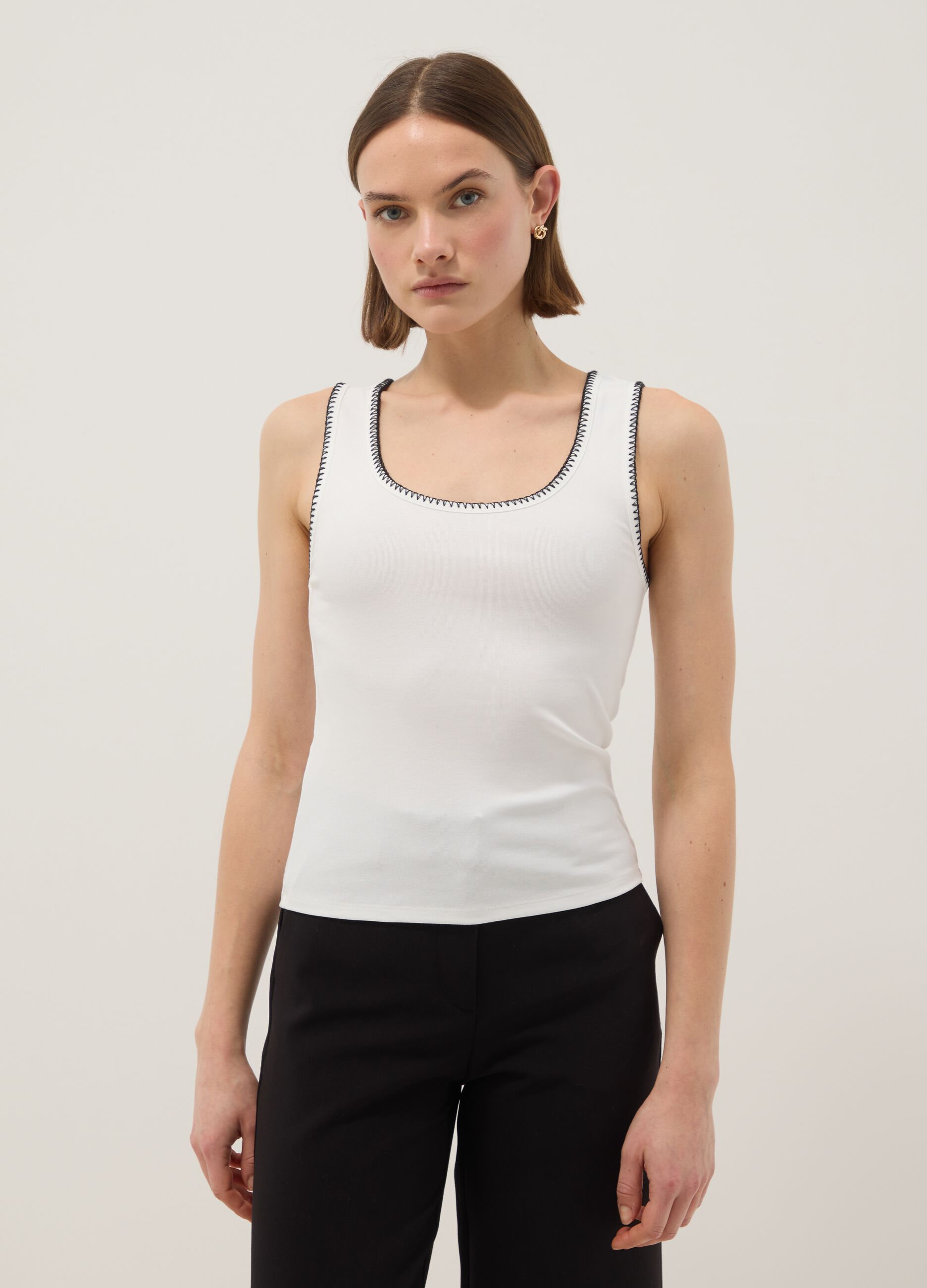 White stretch cotton tank top with contrast detailing, regular fit