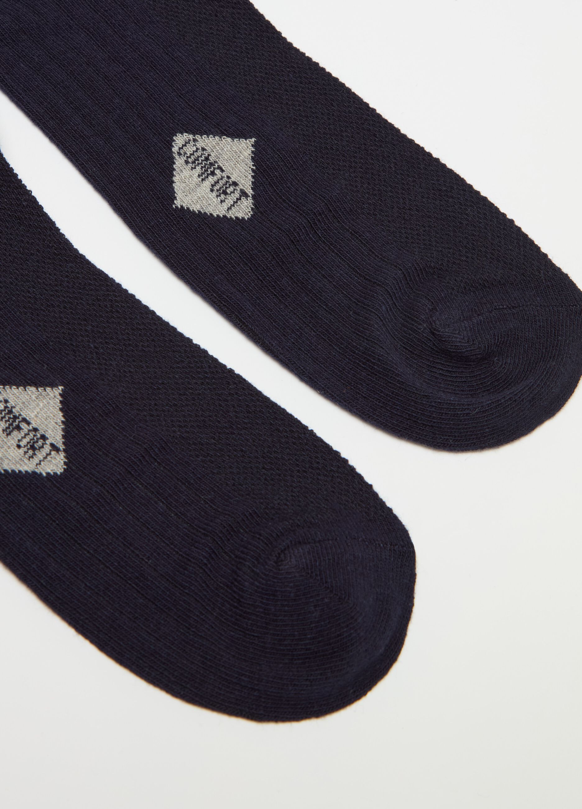 Three-pair pack stretch sneaker liners