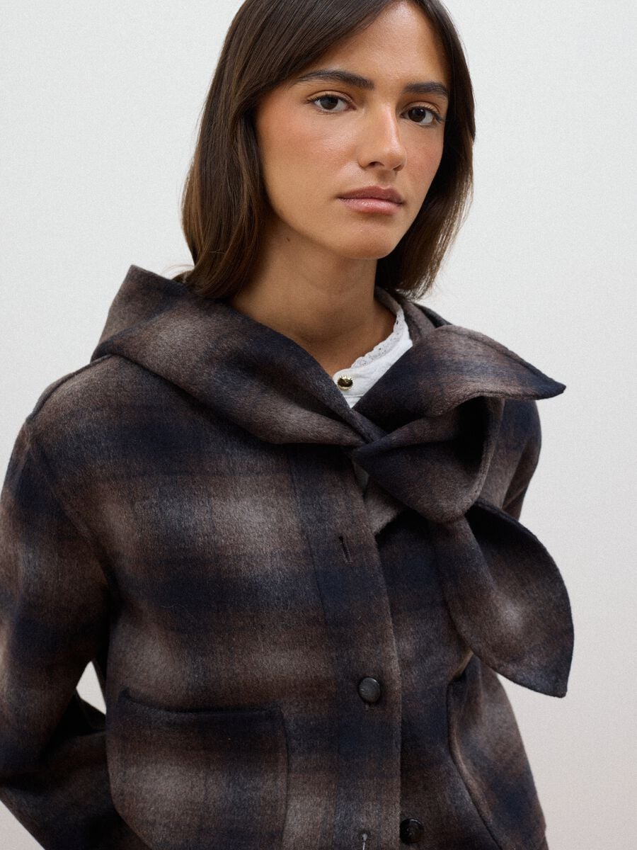 Cappotto marrone in misto lana e viscosa con cappuccio regular fit_0