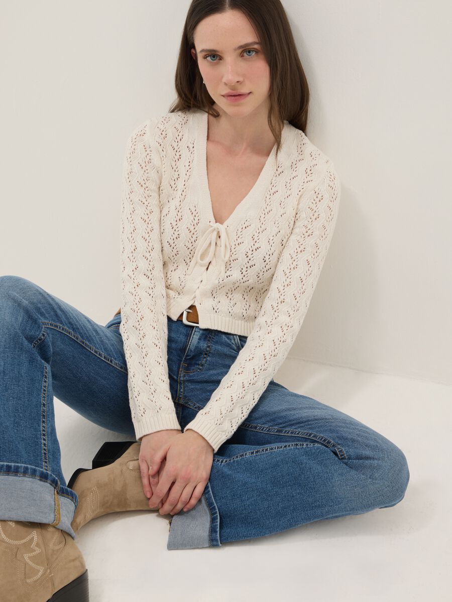 Cardigan in puro cotone beige regular fit con design traforato_0