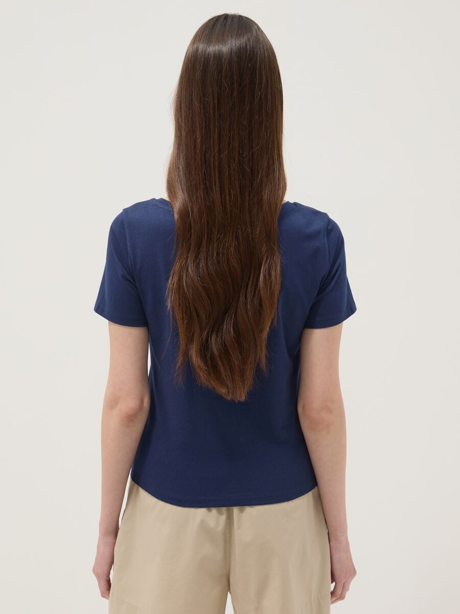 T-shirt blu in puro cotone a maniche corte_3