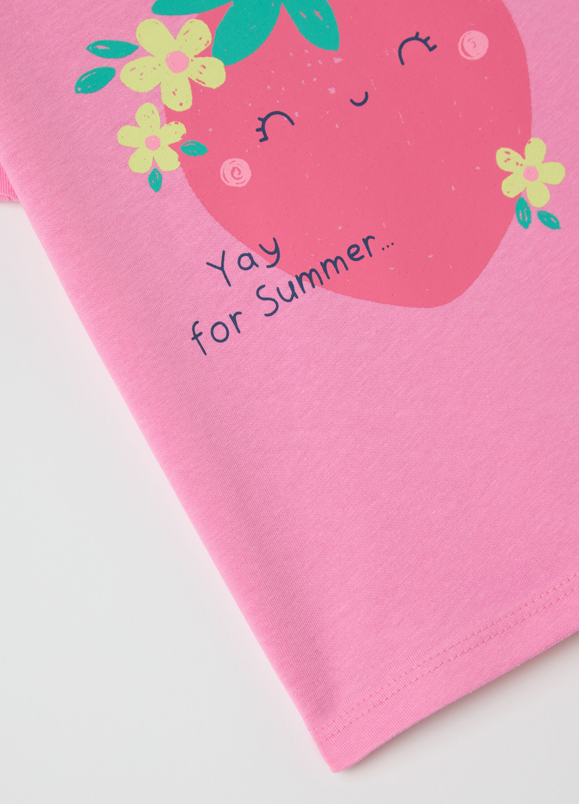 T-shirt in cotone con stampa fragola