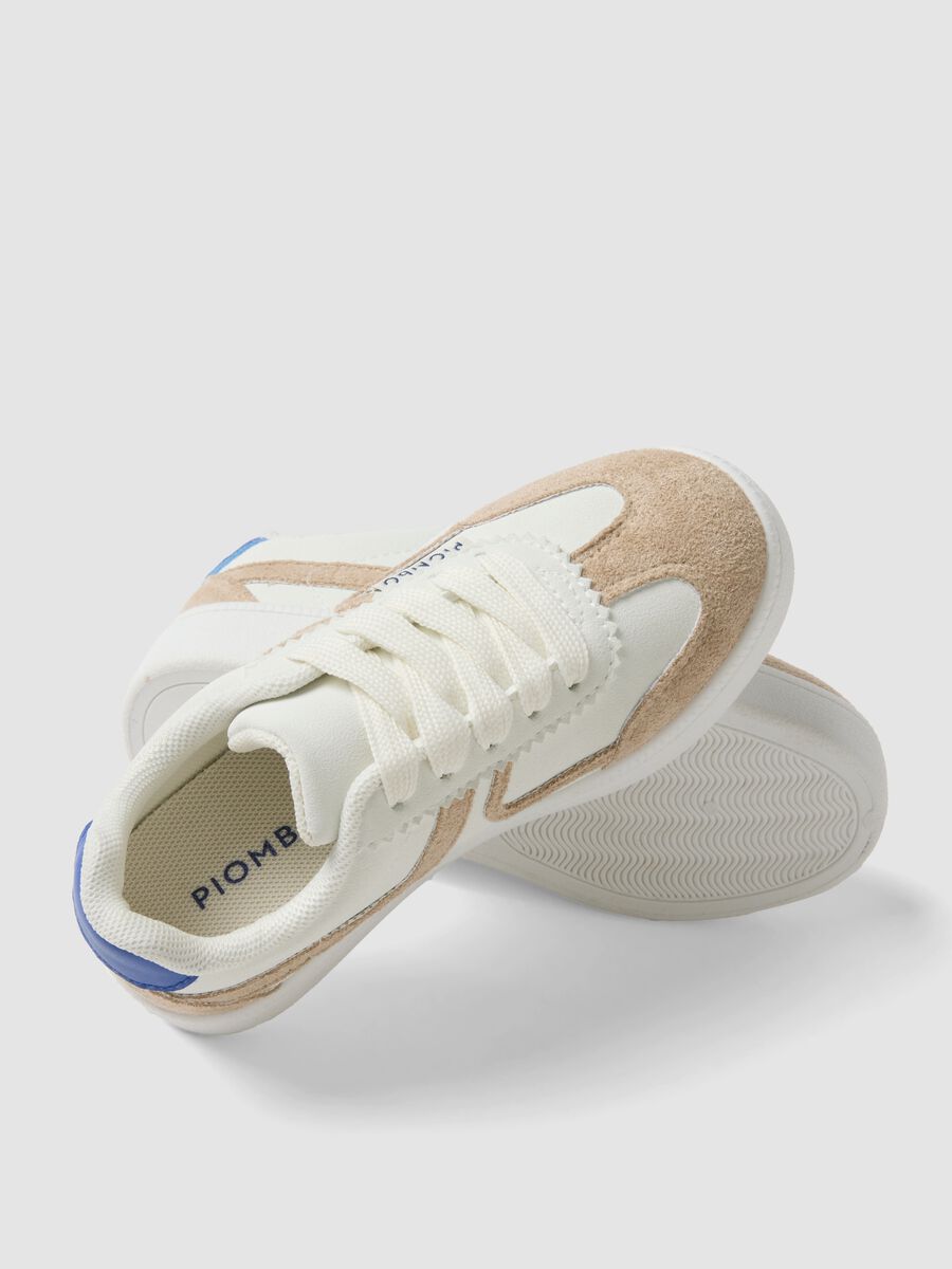 White and beige children's sneakers_1