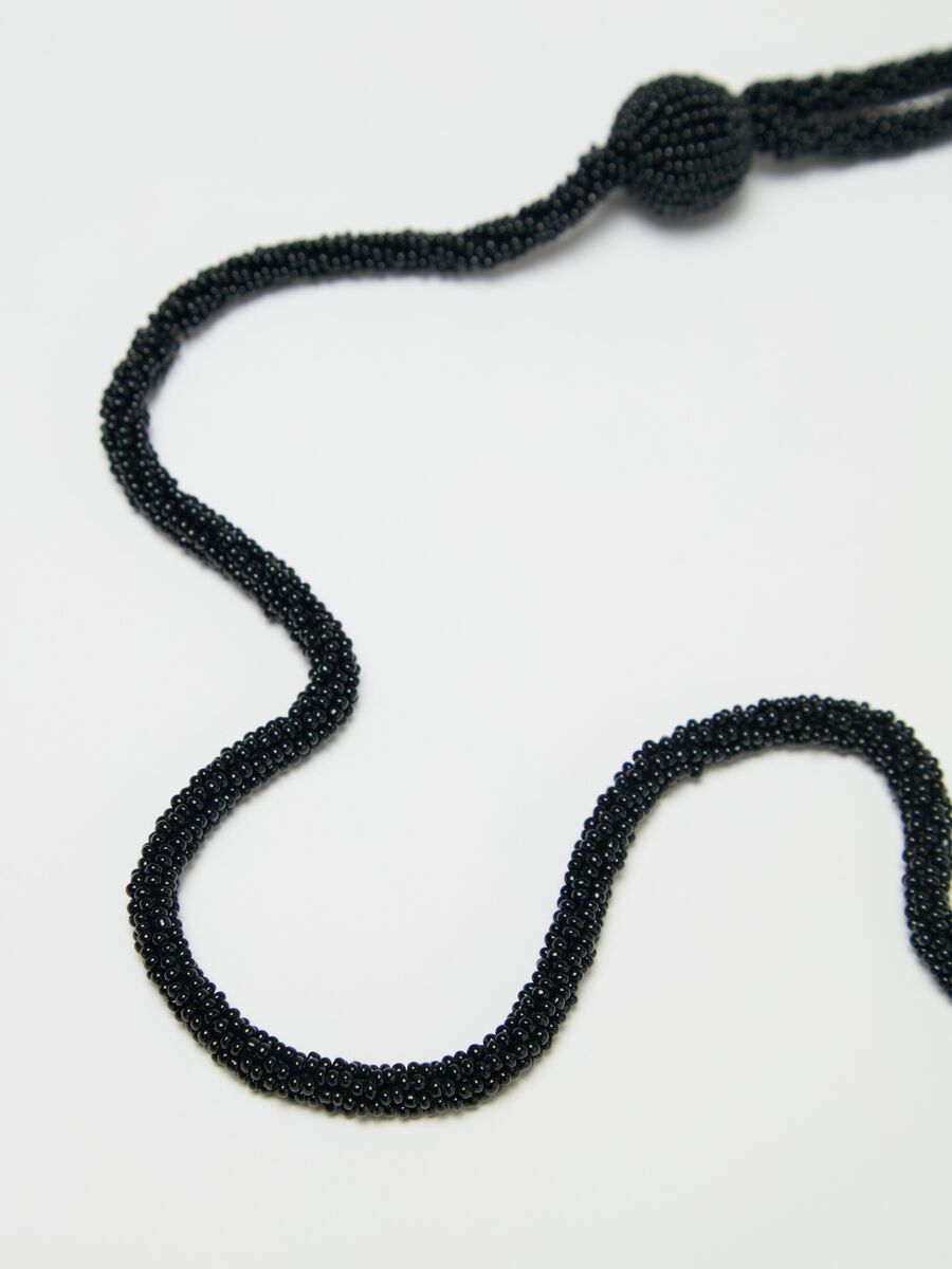 Long double-strand necklace with beads_2