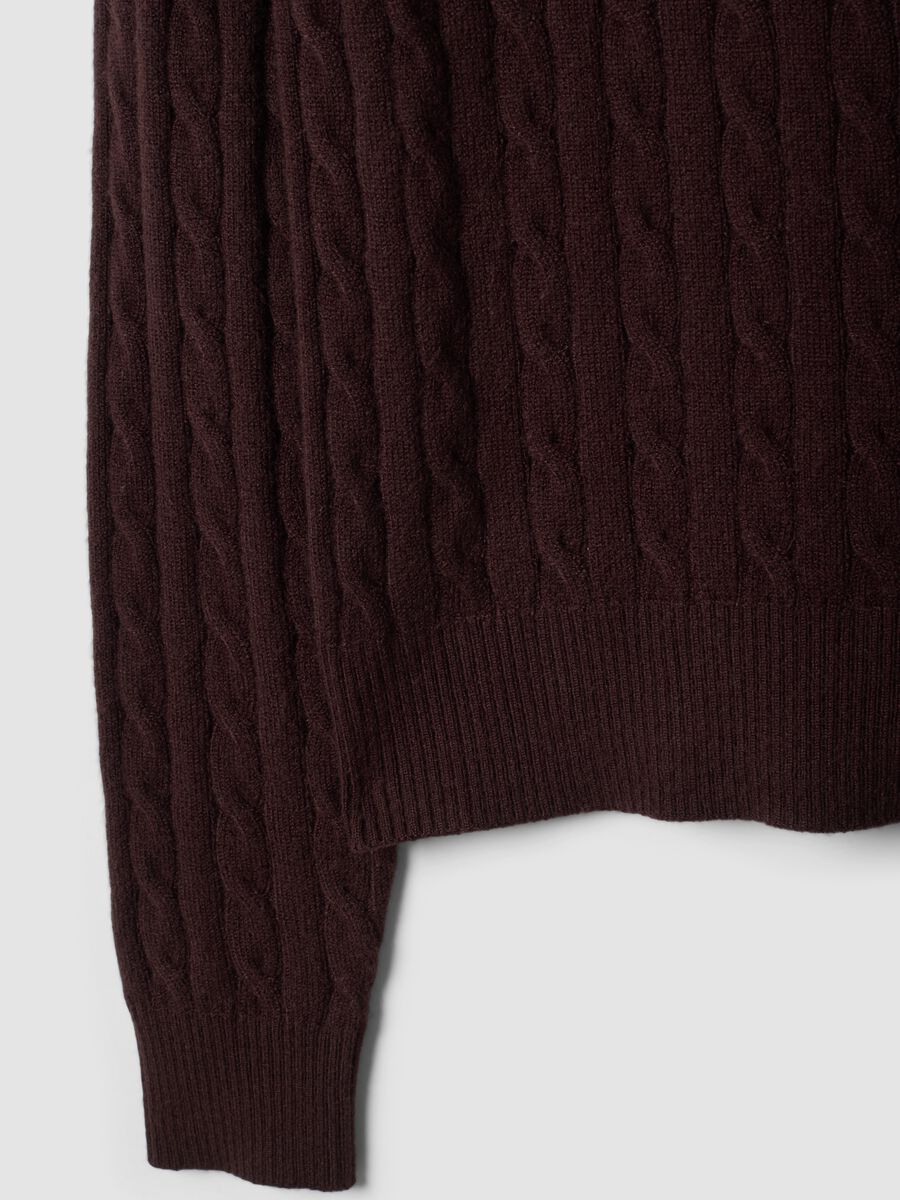Brown cable-knit crew-neck jumper, regular fit_5