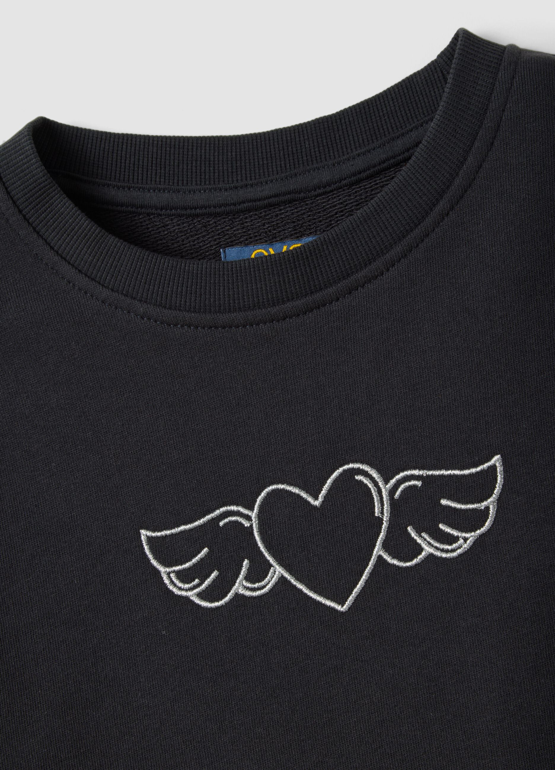Black pure cotton crew-neck sweatshirt with heart print for girls