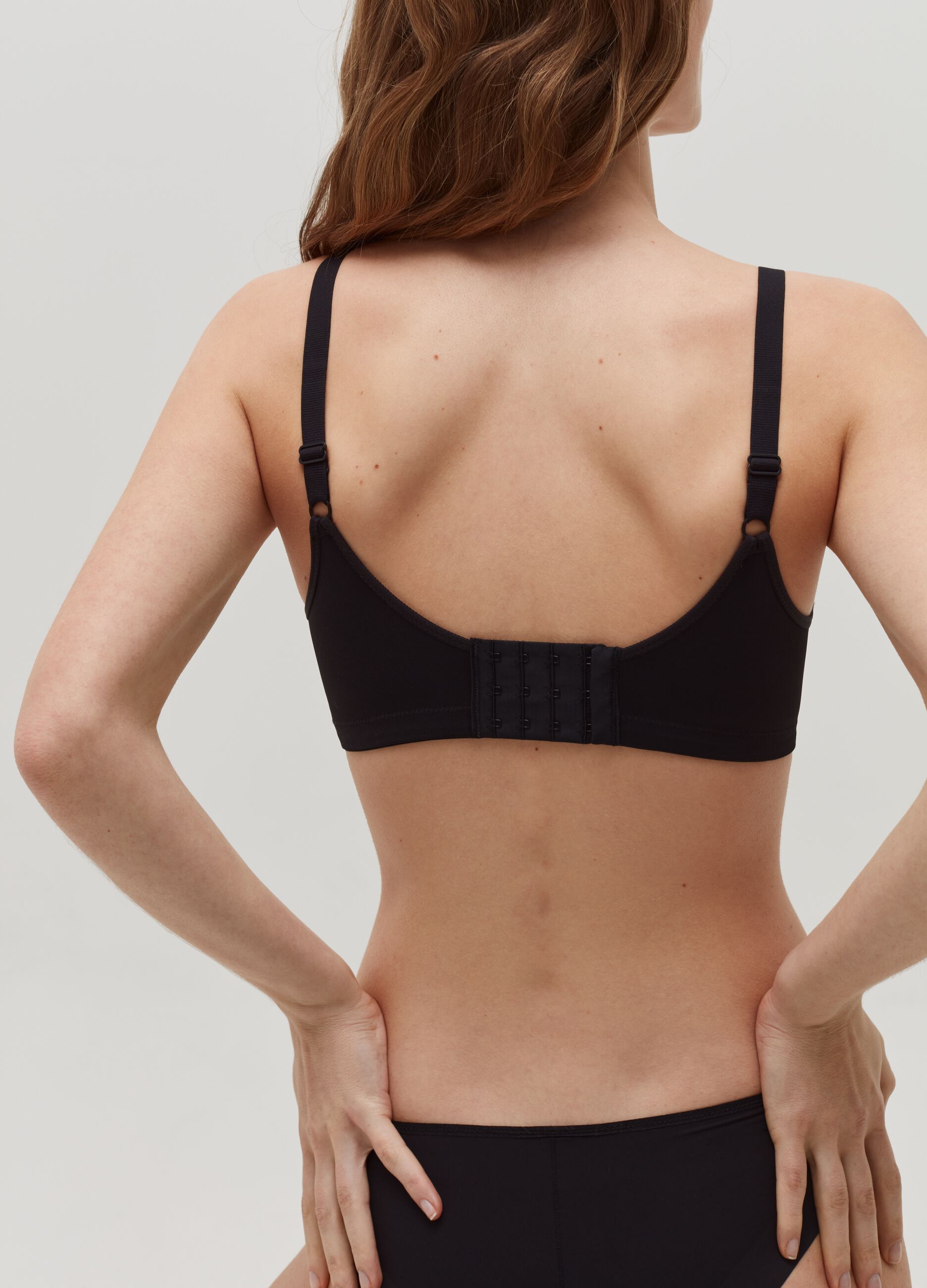Reggiseno classico nero in tessuto elasticizzato LOVABLE