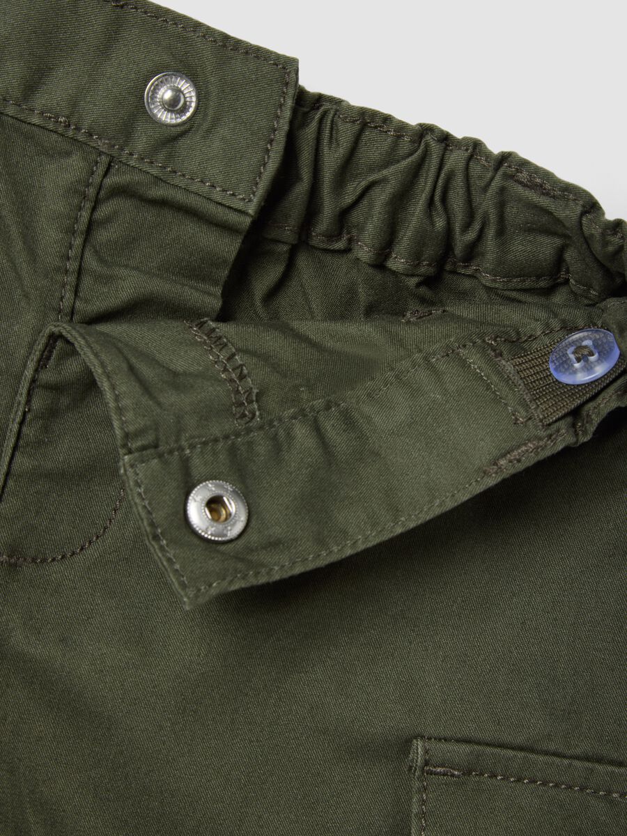 Pantaloncini cargo in puro cotone verdi da bimbo regular fit_2