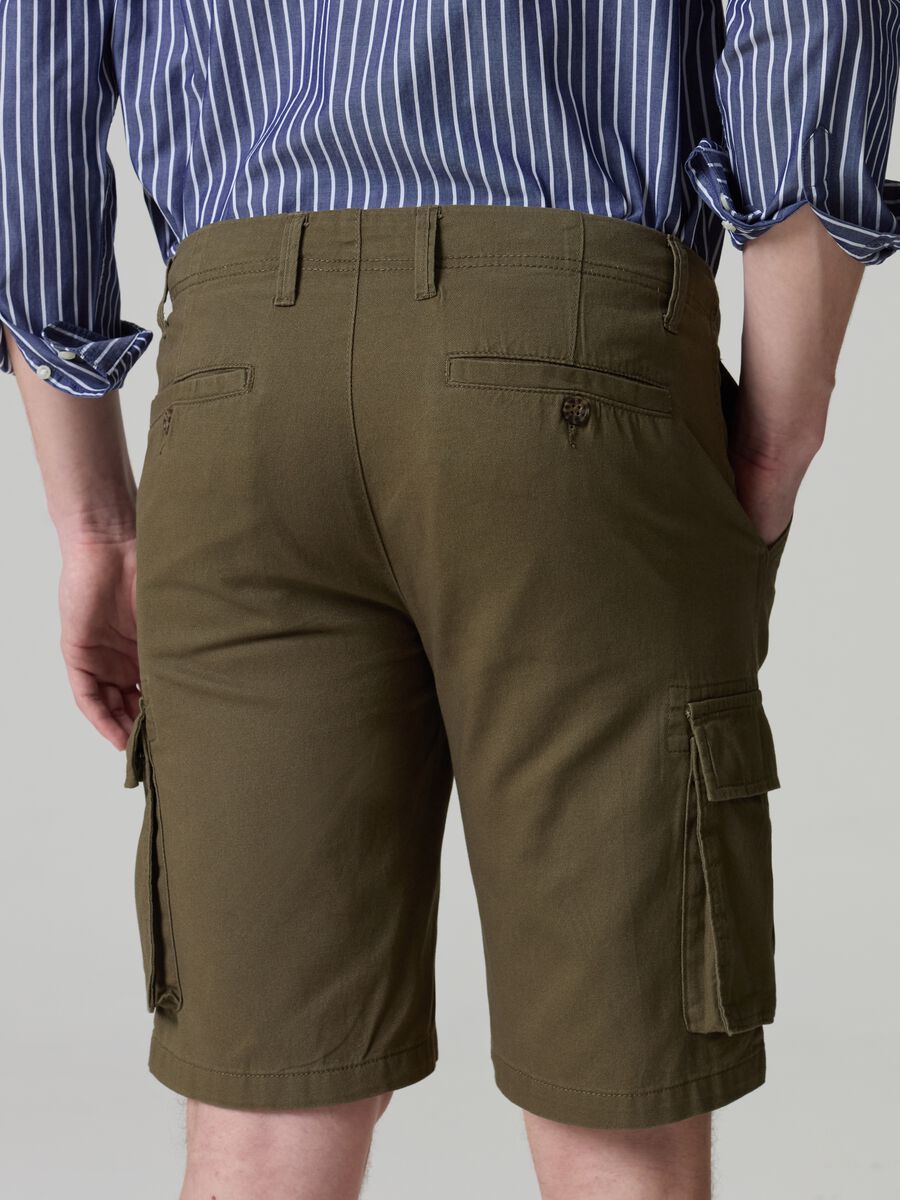 Cargo Bermuda shorts in cotton twill_2