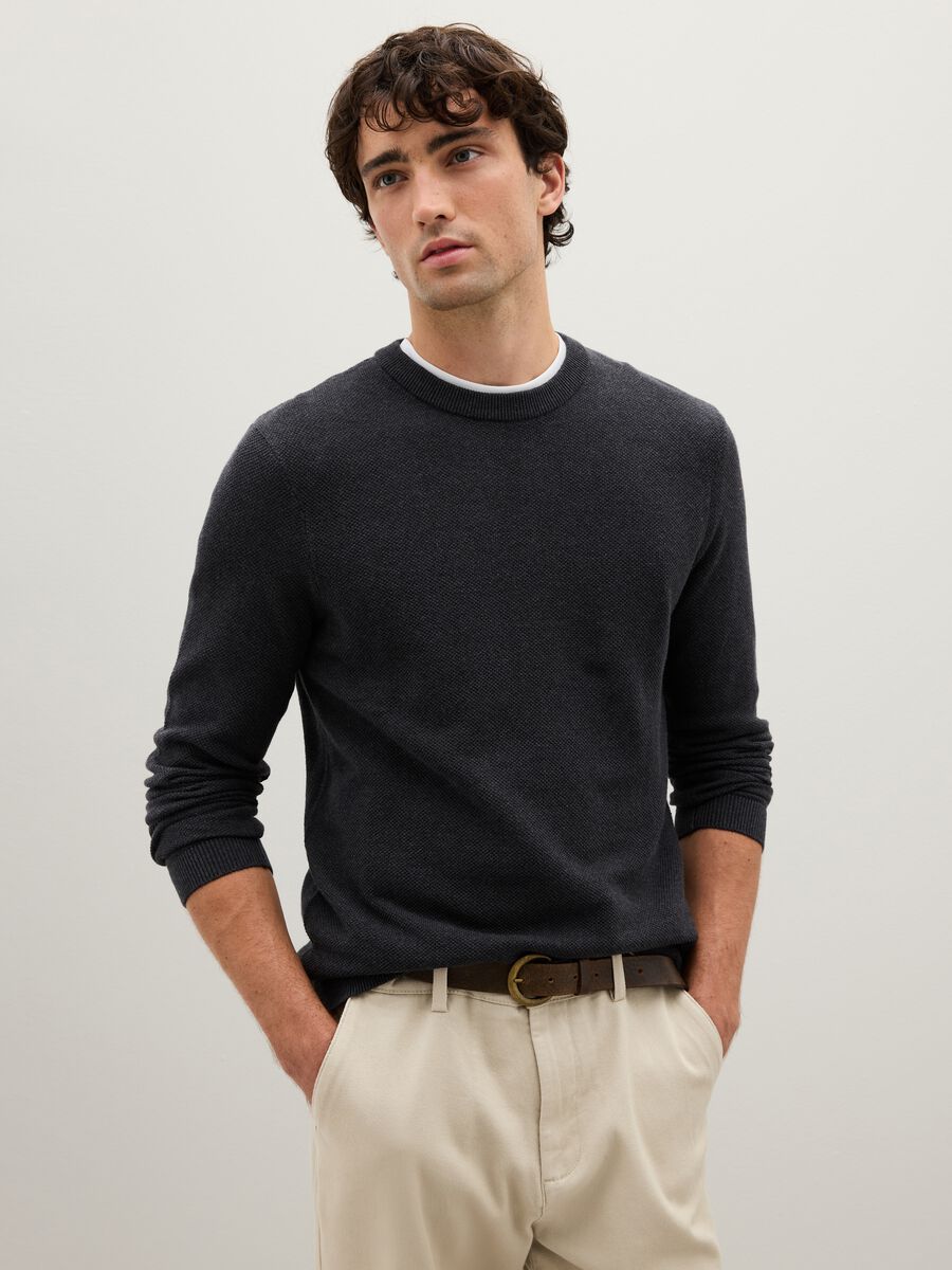 Maglione grigio in cotone a girocollo_1
