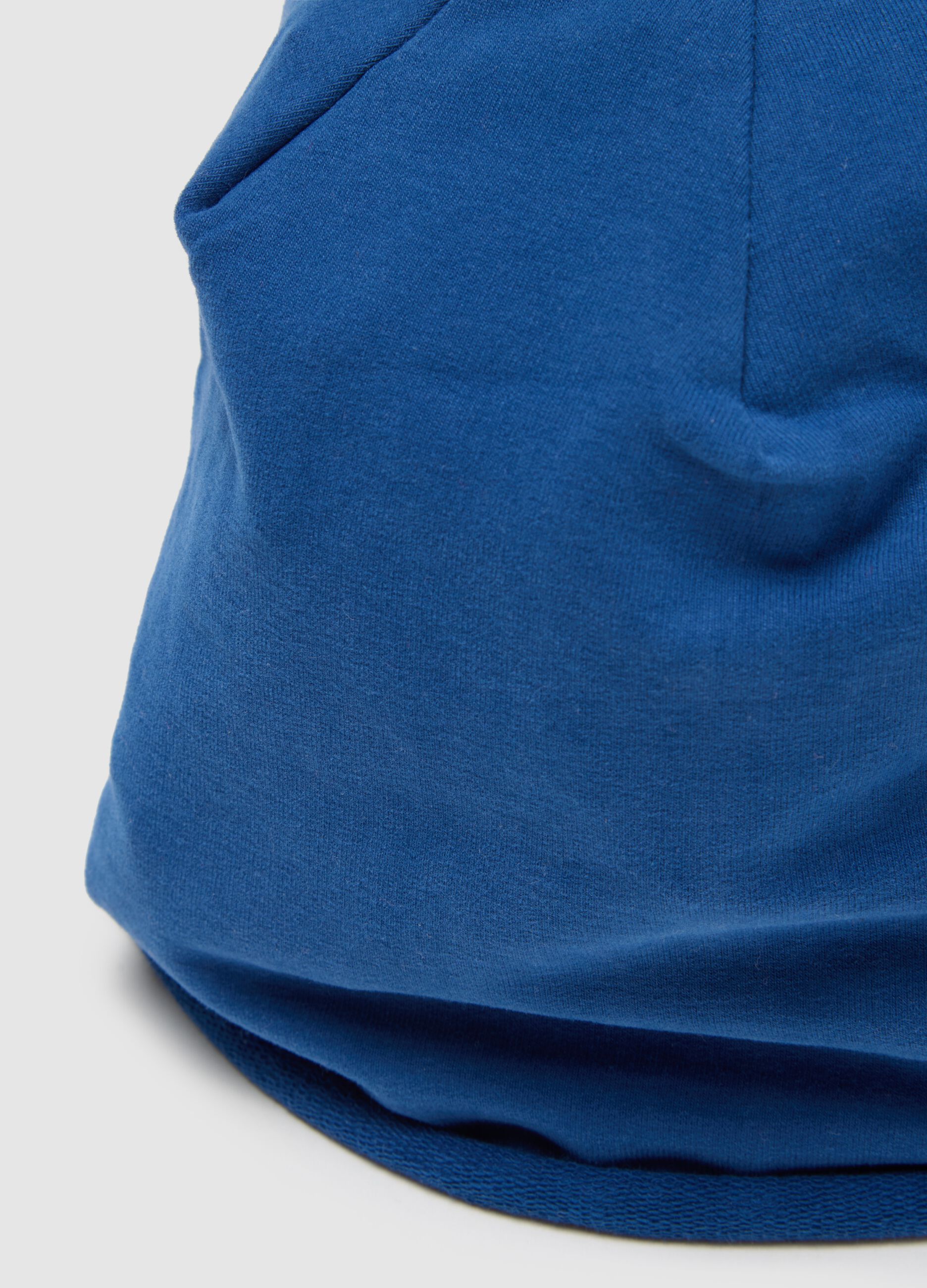 Cappello da ragazzo in cotone blu elasticizzato