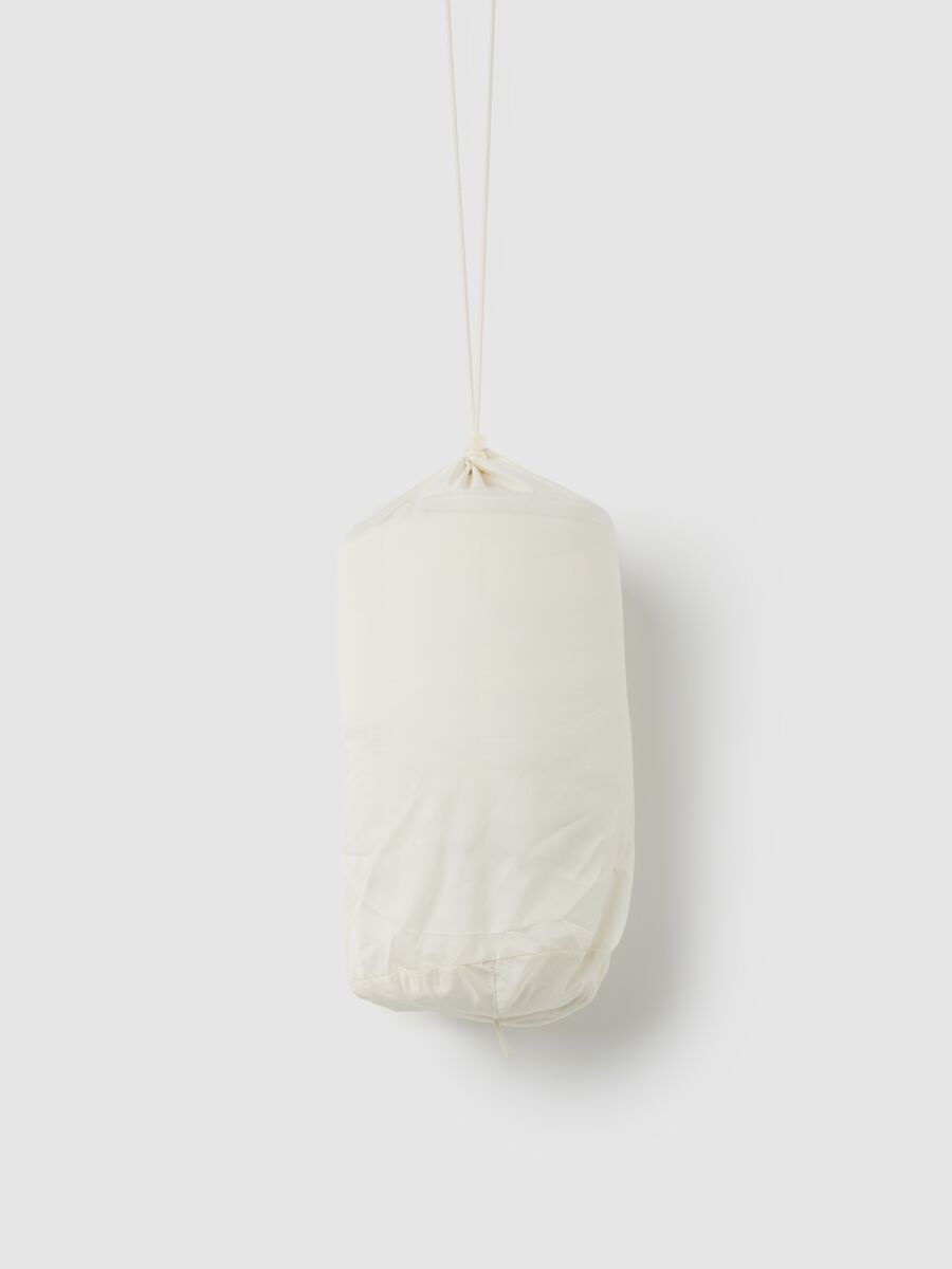 White padded regular fit jacket with hood_6