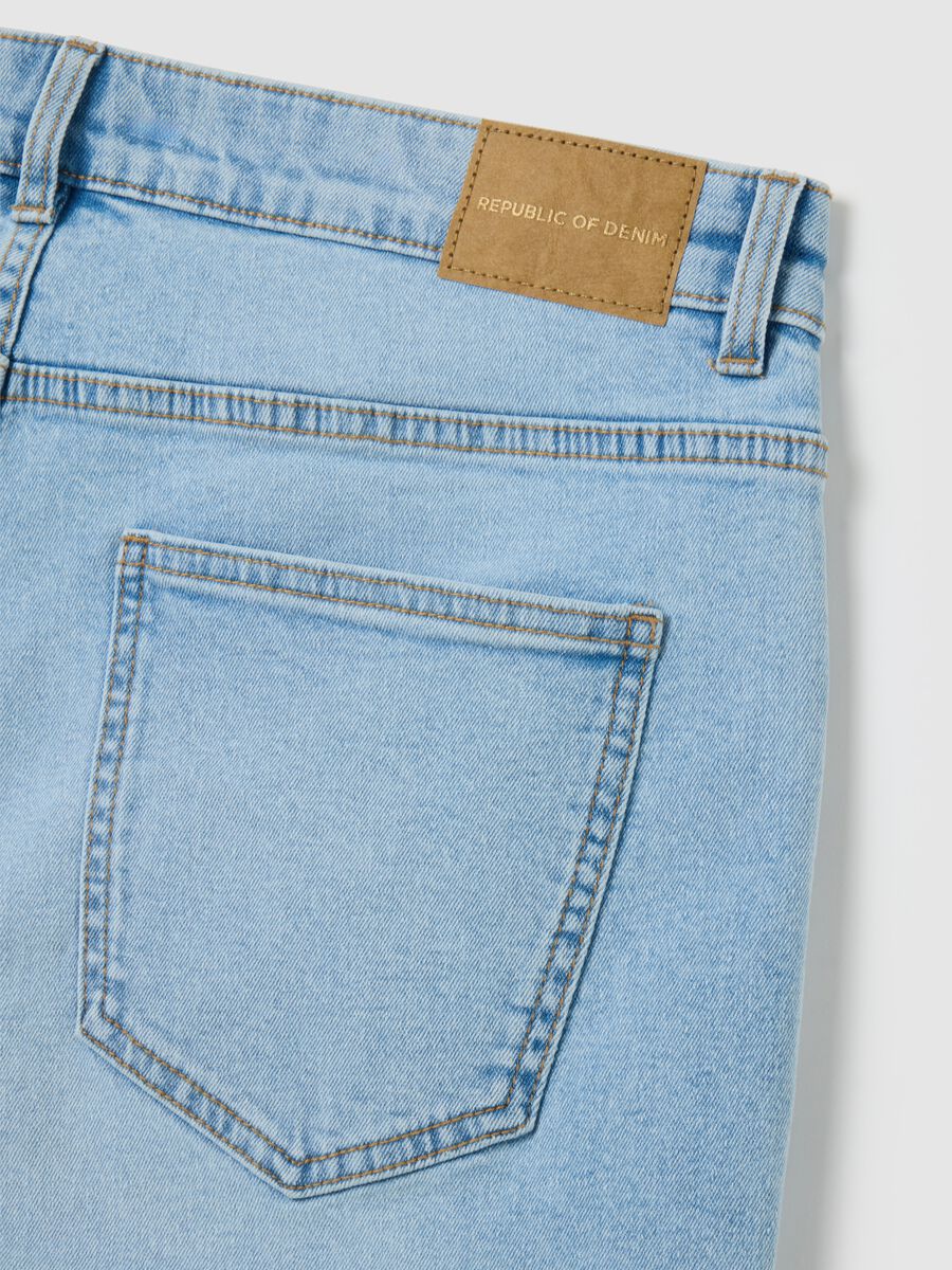 Bermuda da uomo in denim blu slim fit_5