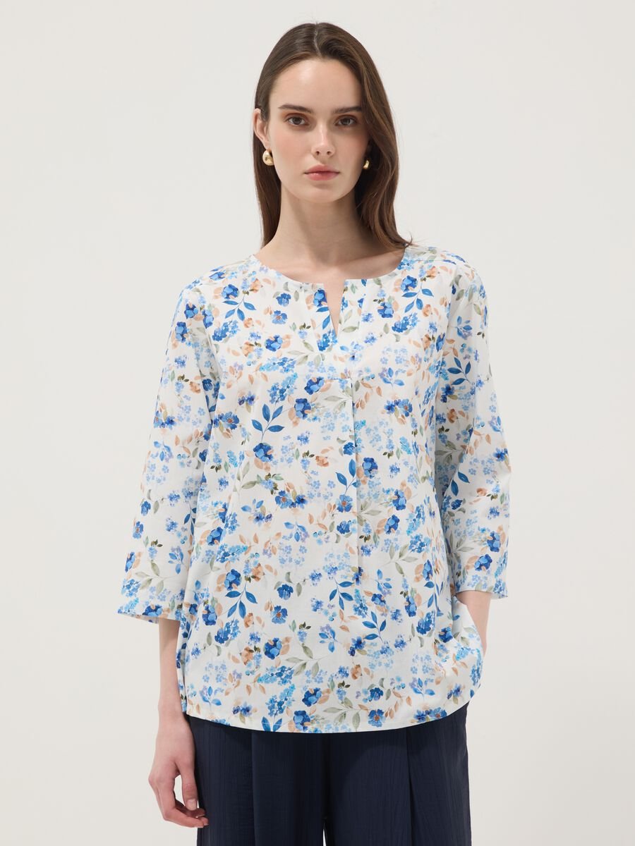 Blusa bianca in cotone elasticizzato a fiori regular fit_1