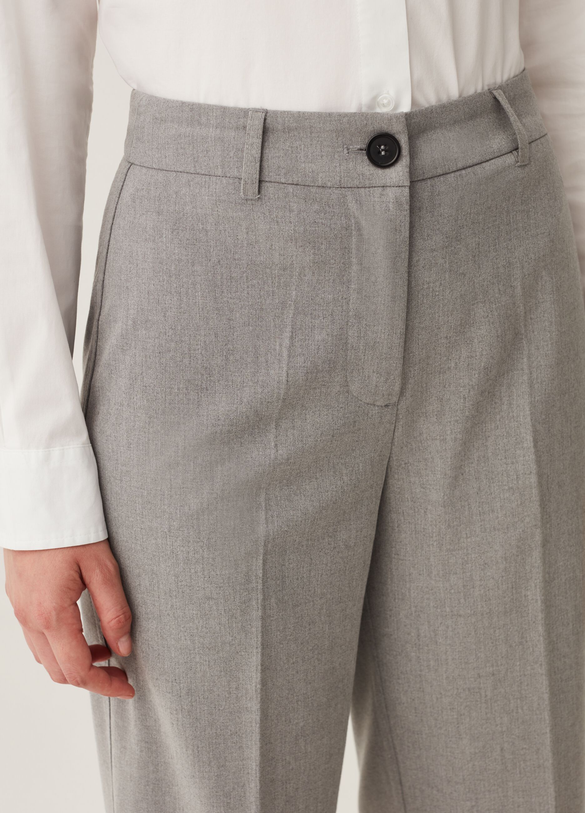 Pantaloni wide leg a vita alta_3