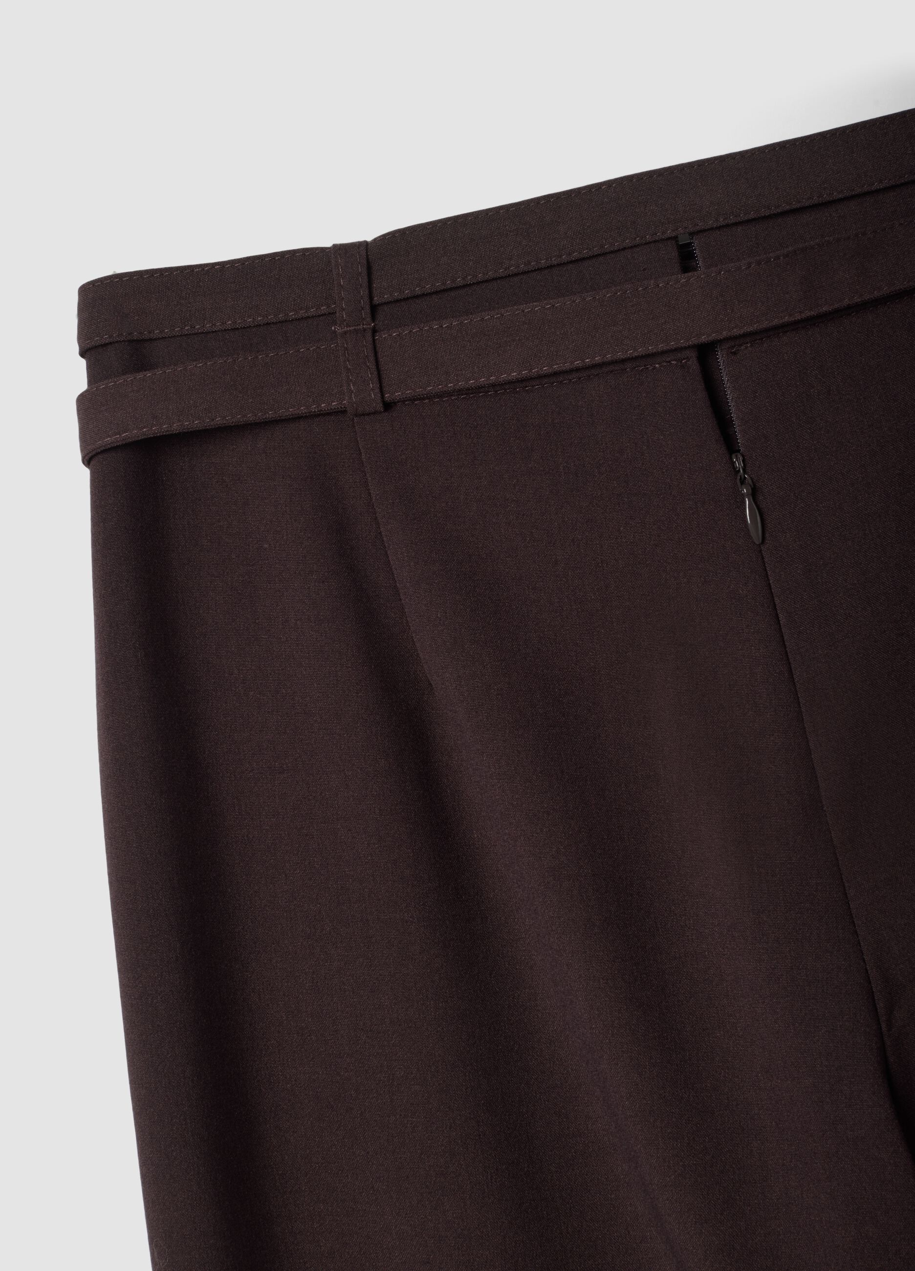Pantaloni formali marroni in viscosa elasticizzata con cintura