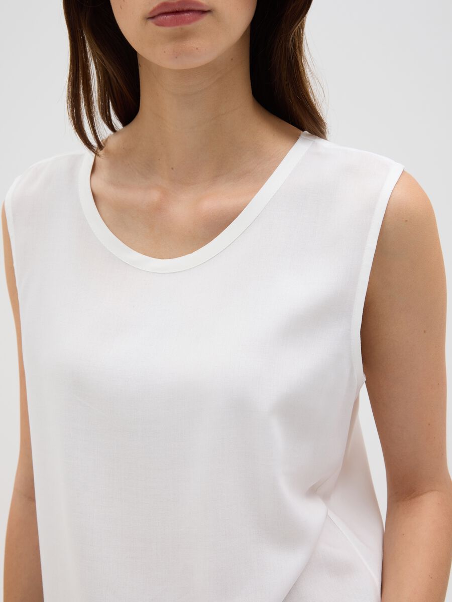 Women's Sleeveless White Viscose T-Shirt, Regular Fit_2