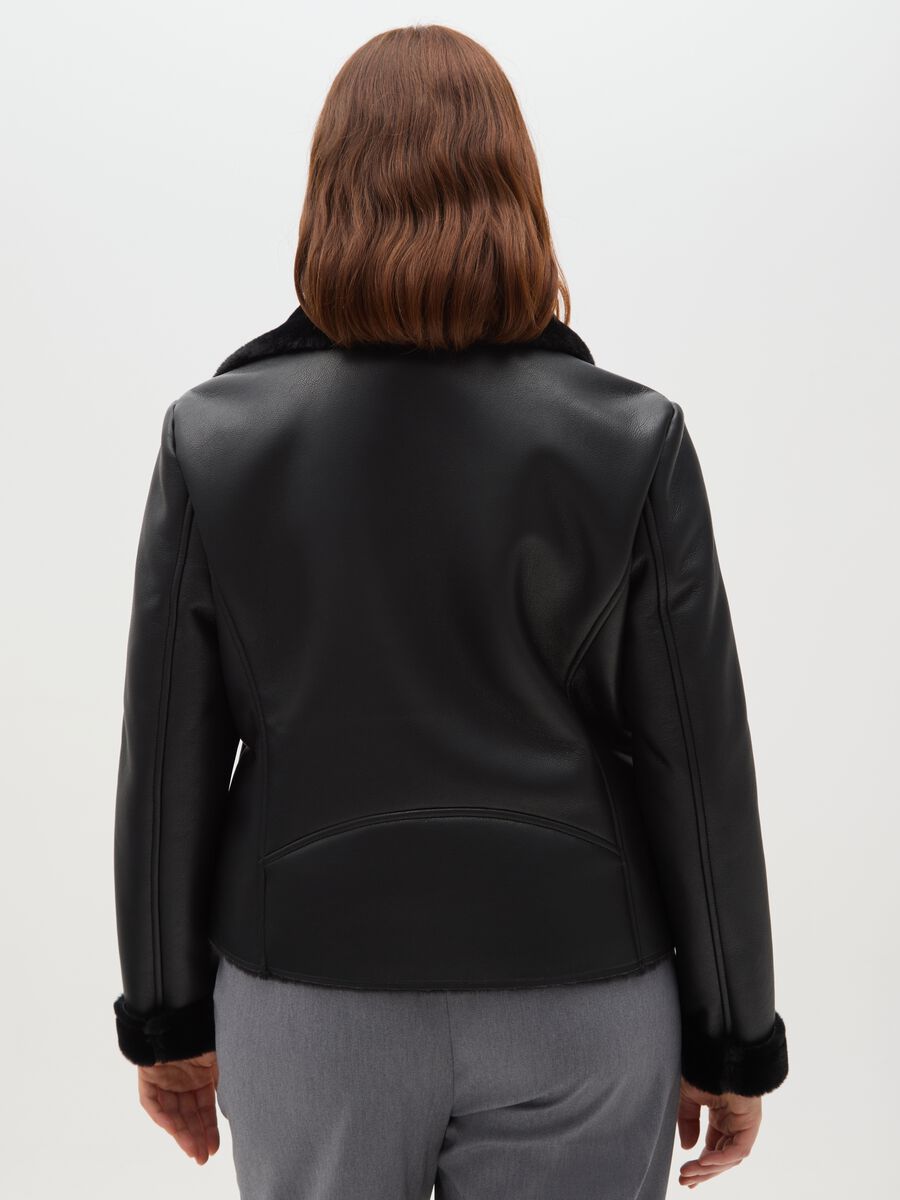 Black faux leather jacket with fur collar_2